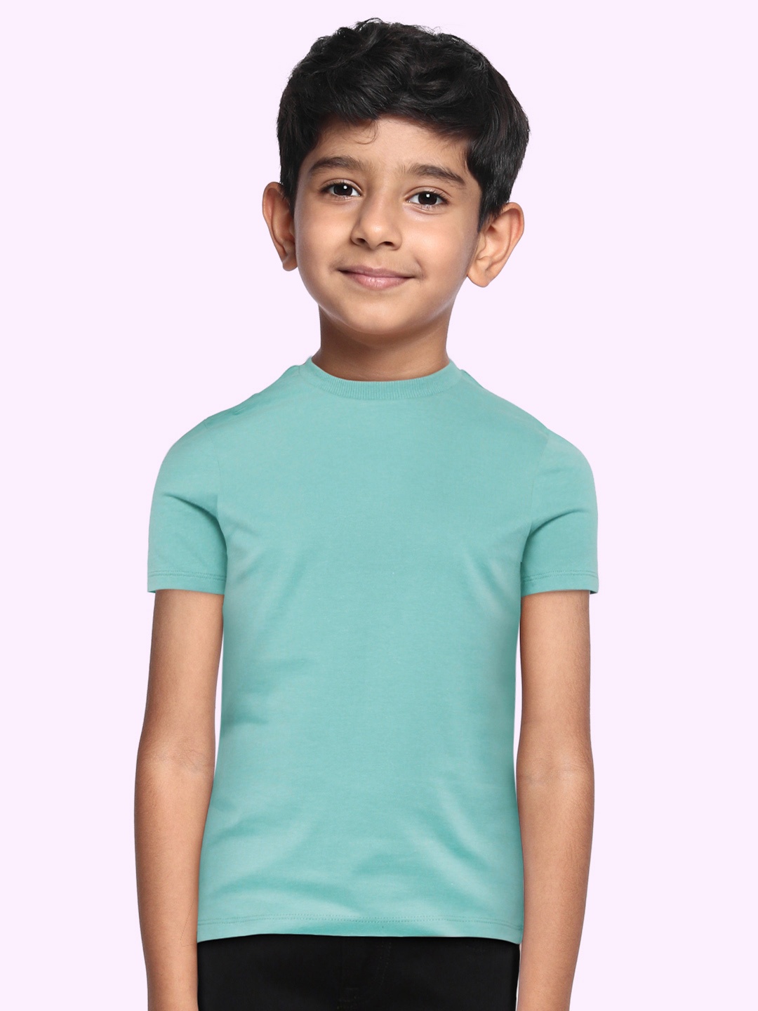 

Marks & Spencer Boys Green Solid Pure Cotton T-shirt
