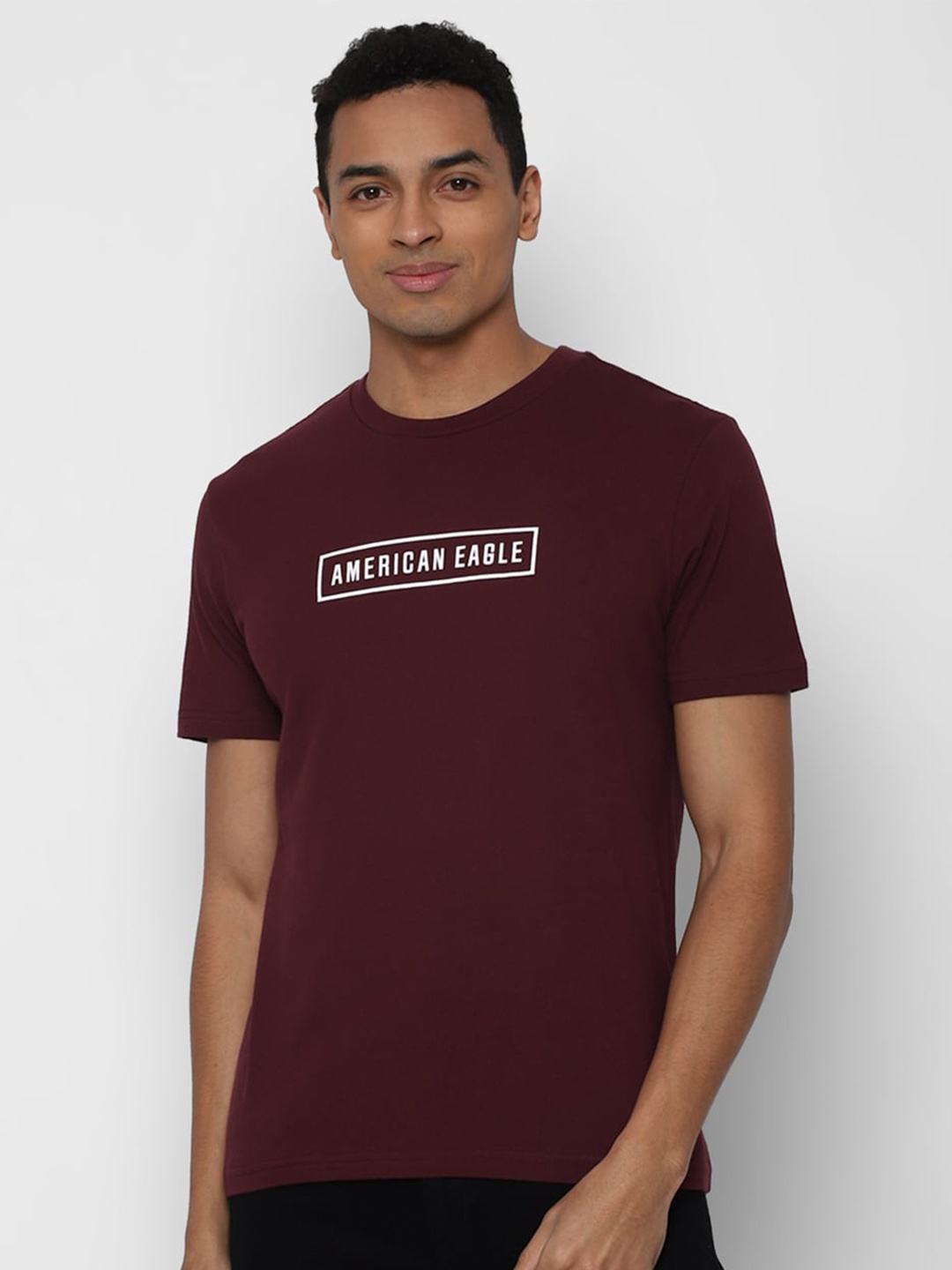 

AMERICAN EAGLE OUTFITTERS Men Burgundy Typography Printed T-shirt