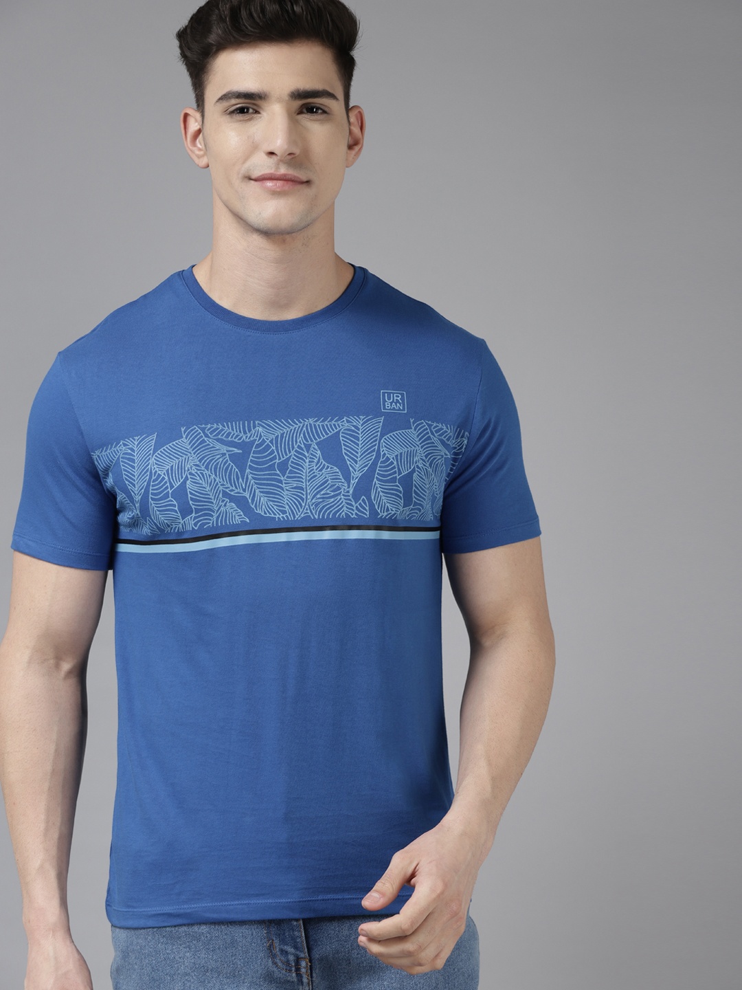 

Blackberrys Men Blue Tropical Printed Pure Cotton Slim Fit T-shirt