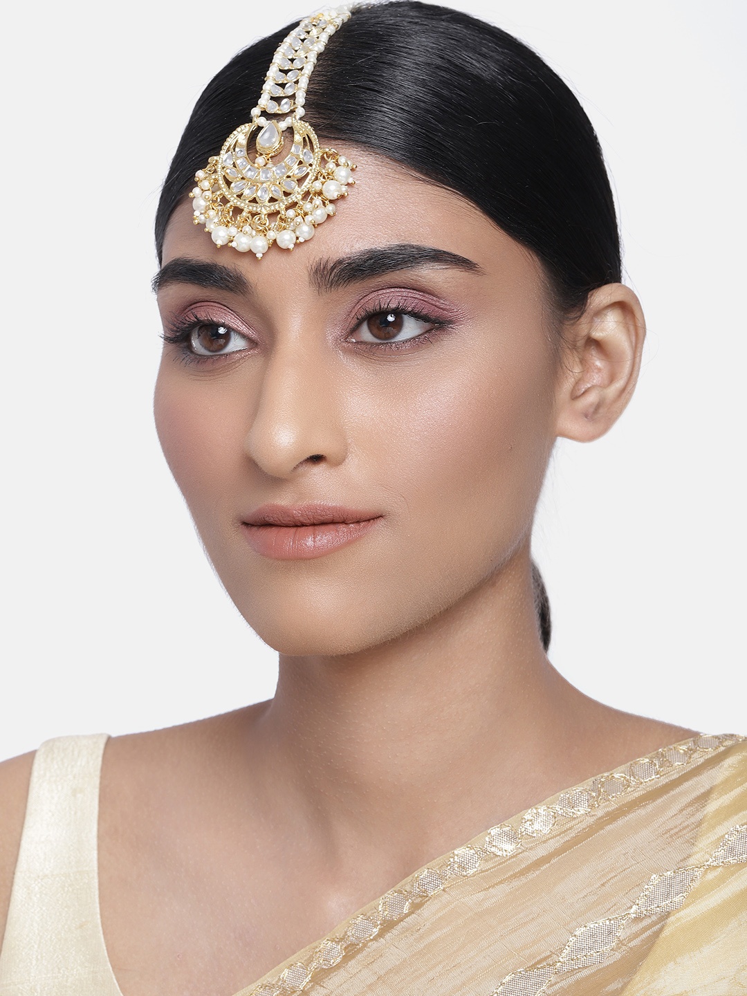 

I Jewels Gold-Plated Kundan-Studded Pearl-Beaded Maang Tika