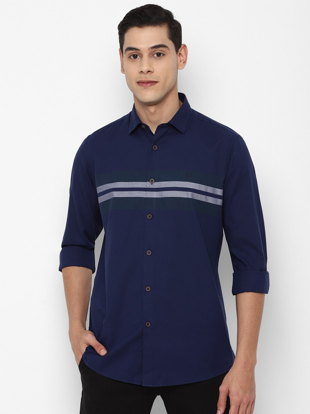 

Allen Solly Men Navy Blue Slim Fit Horizontal Striped Pure Cotton Casual Shirt