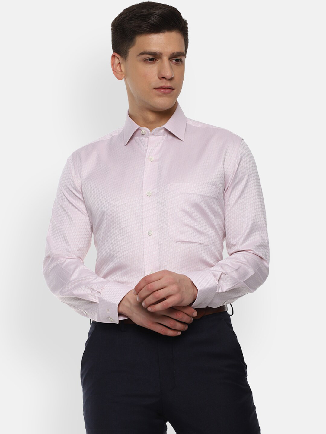 

Luxure by Louis Philippe Men Pink Solid Formal Shirt