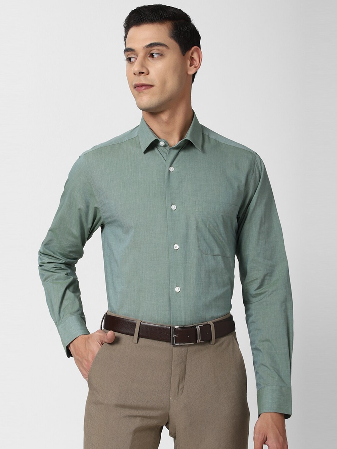 

Peter England Men Green Formal Shirt
