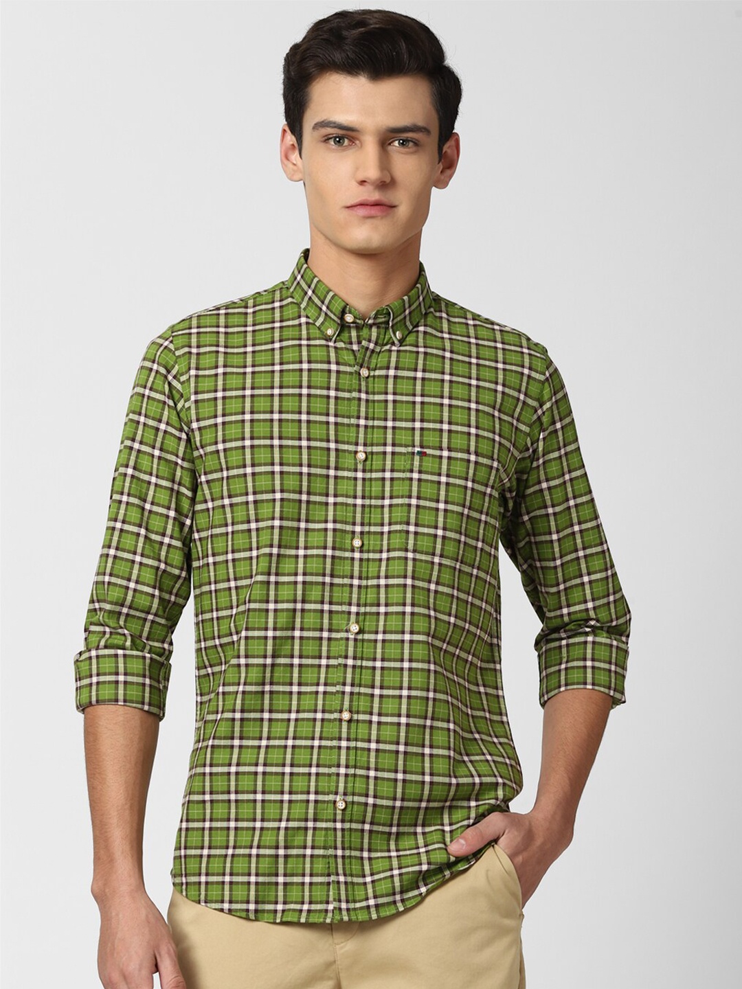 

Peter England Casuals Men Green Slim Fit Checked Casual Shirt