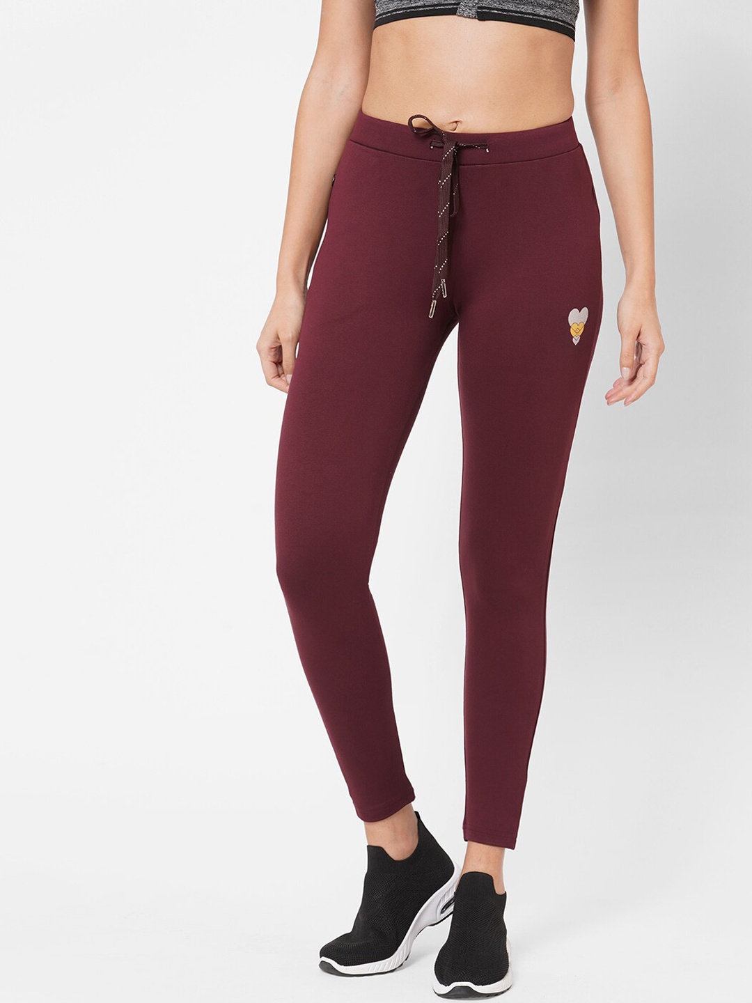 

Sweet Dreams Woman Burgundy Solid Rayon Tights