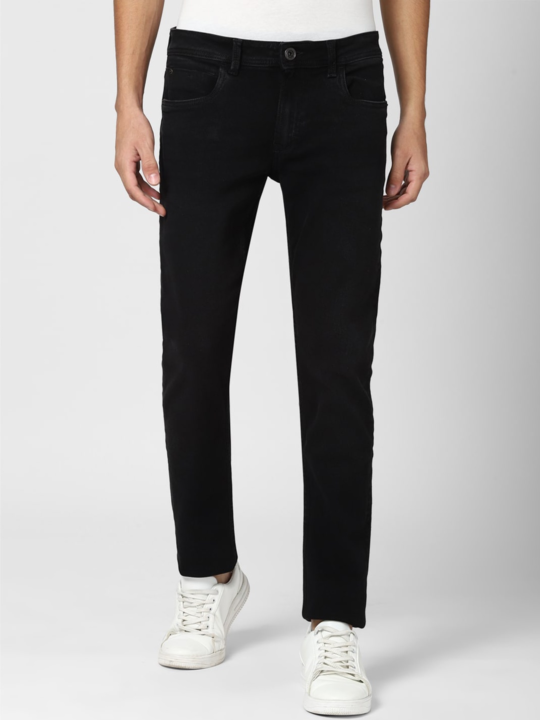 

Peter England Casuals Men Black Tapered Fit Jeans