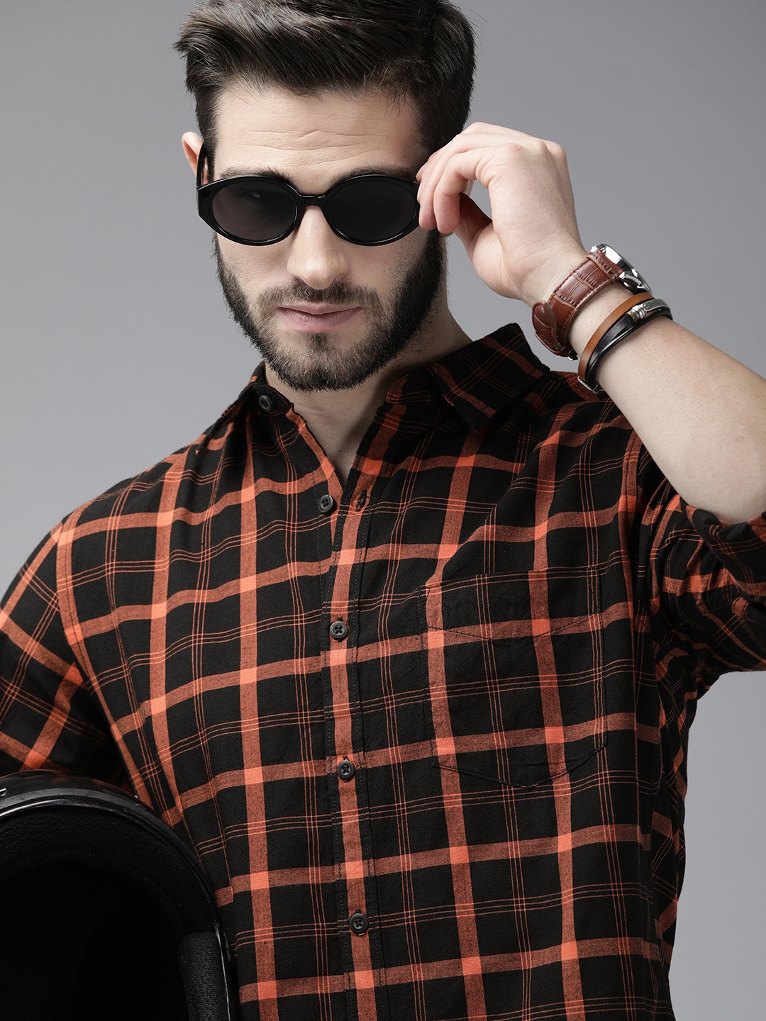 

Roadster Men Black Checked Casual Pure Cotton Shirt