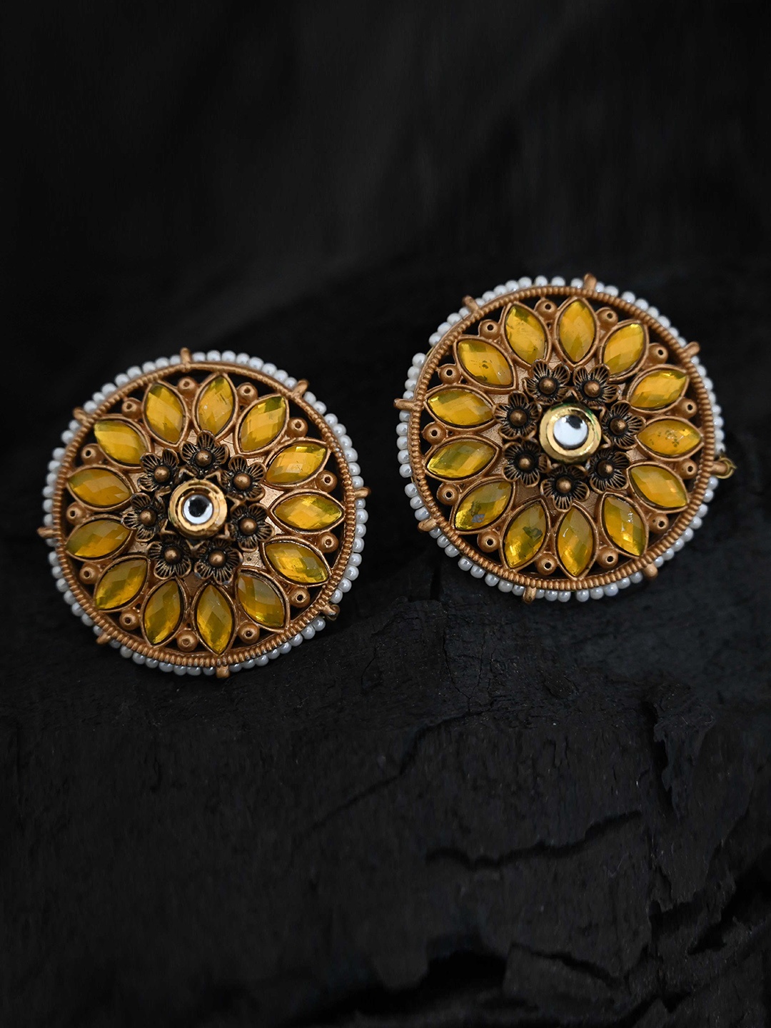 

justpeachy Yellow & Gold-Toned Circular Studs Earrings