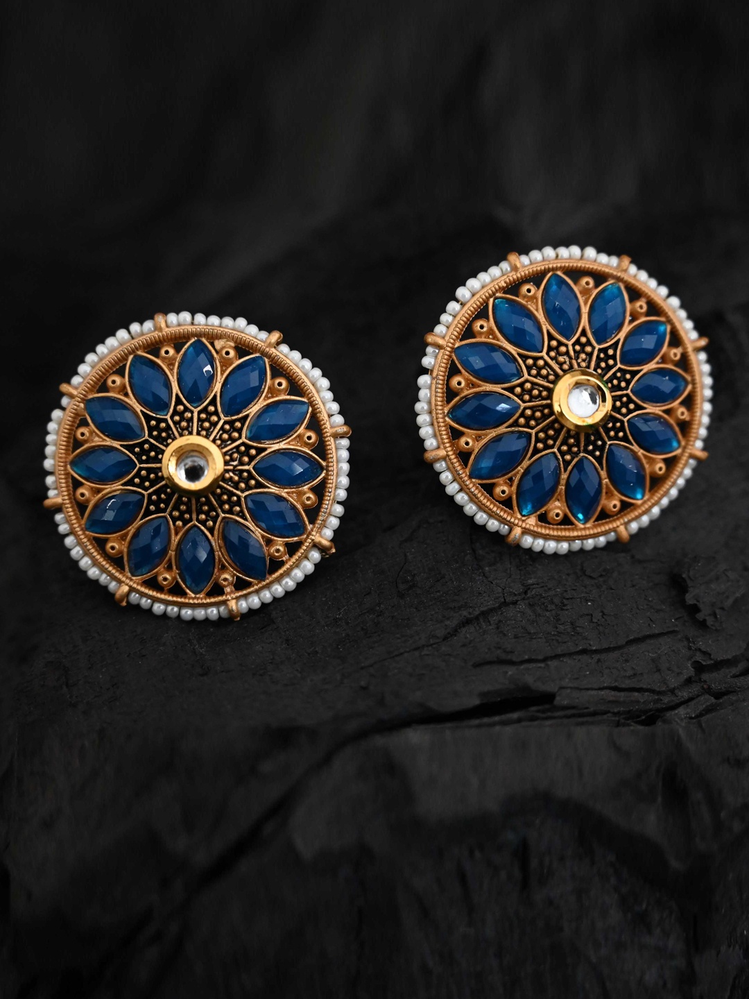 

justpeachy Blue & Gold-Plated Studded Circular Studs Earrings