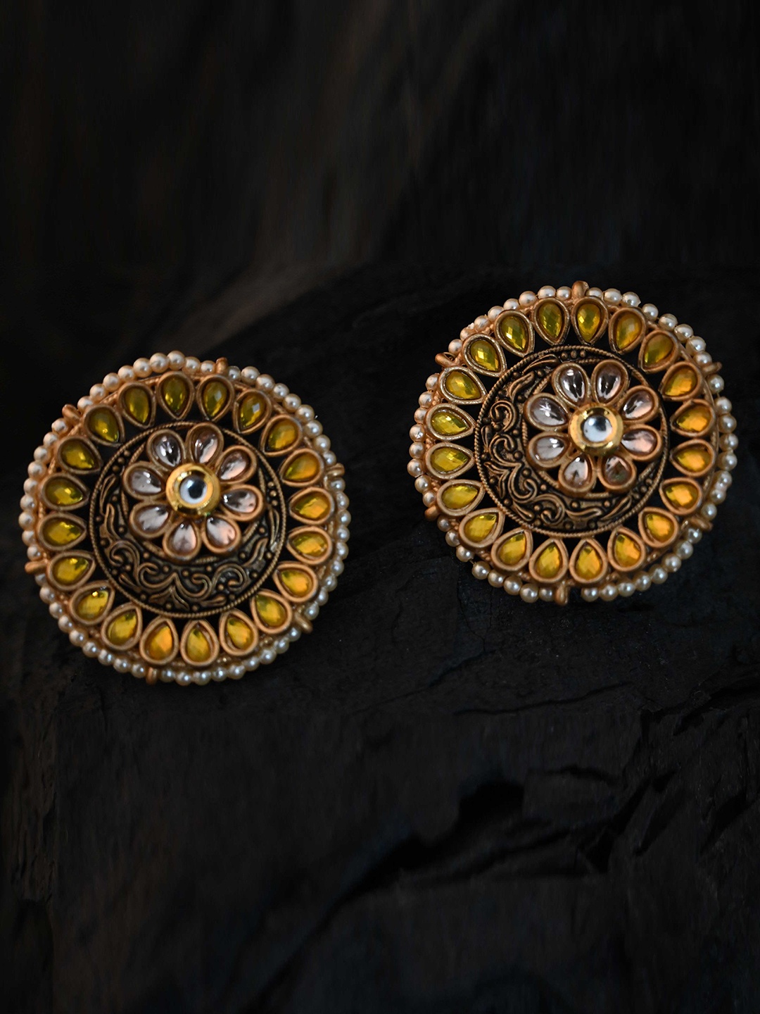 

justpeachy Yellow & Gold-Toned Classic Studs Earrings