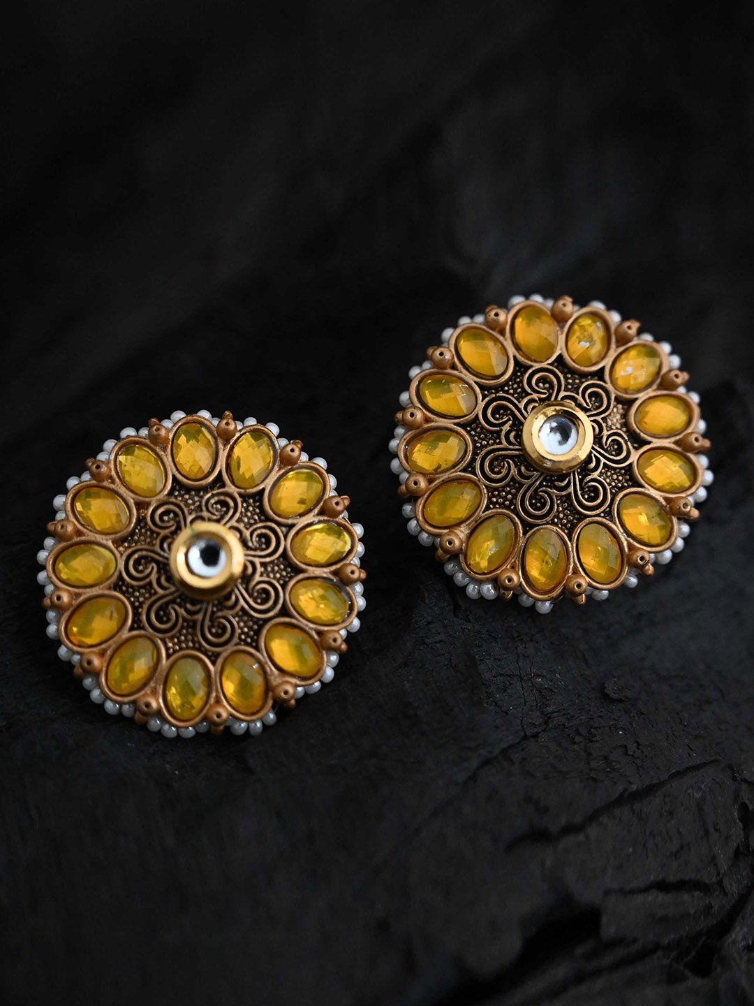 

justpeachy Yellow & Gold-Plated Embellished Classic Stone Studded Studs Earrings