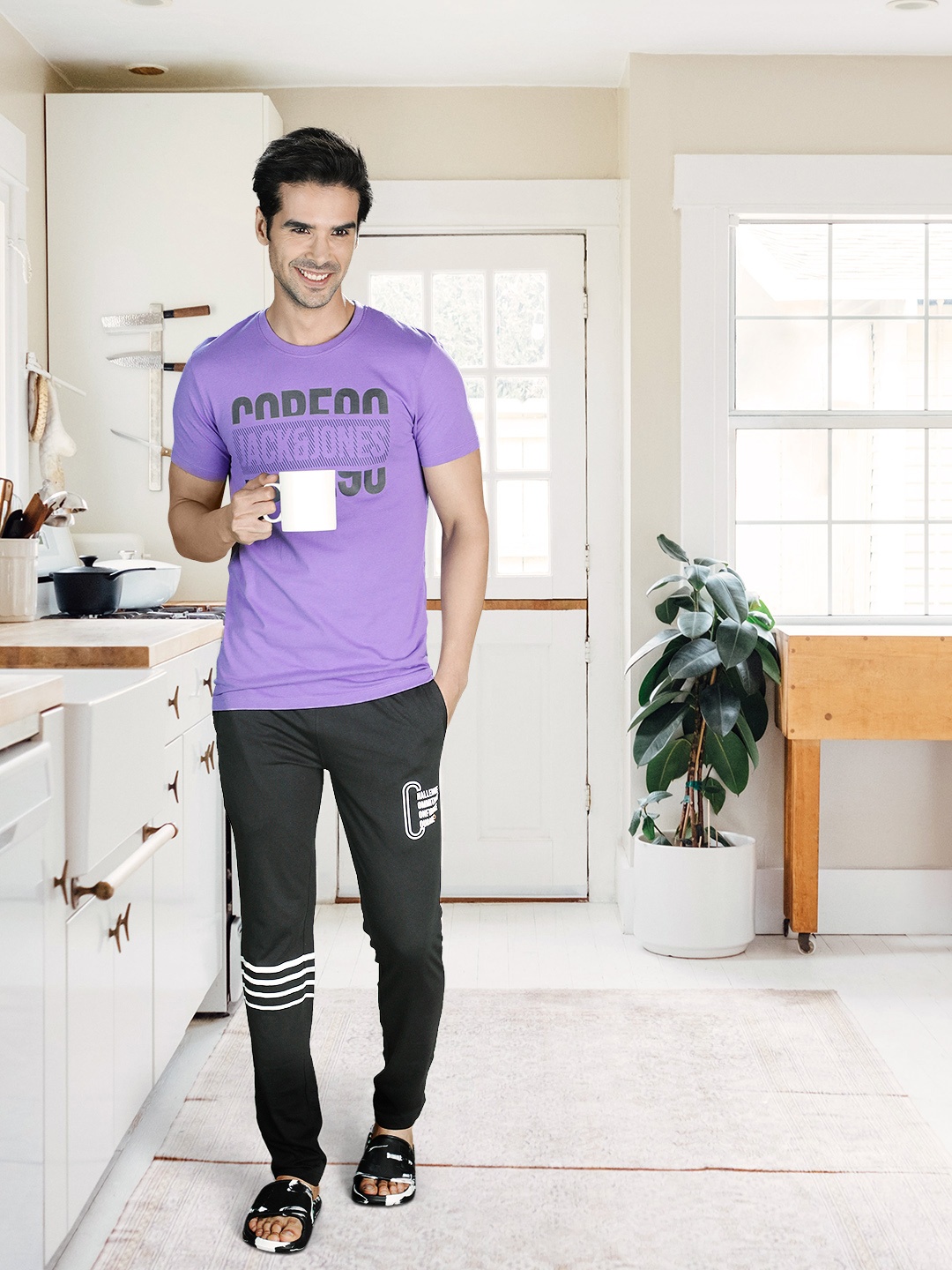 

Jack & Jones Men Purple & Black Typography Printed Pure Cotton Slim Fit T-shirt