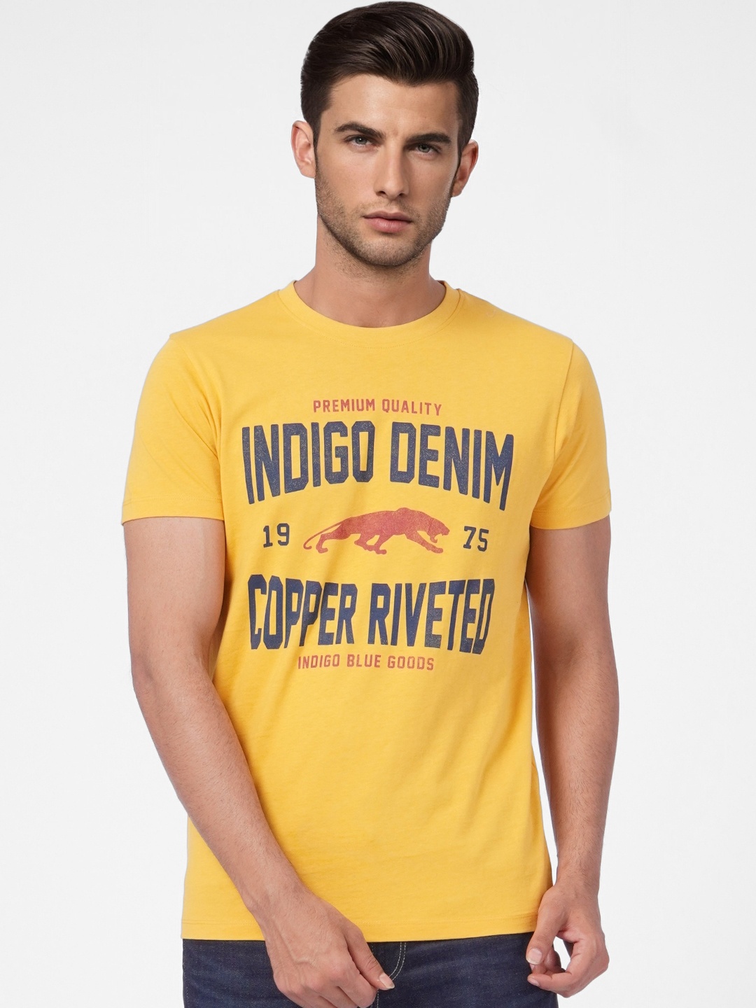 

Jack & Jones Men Yellow & Blue Printed Pure Cotton Slim Fit T-shirt