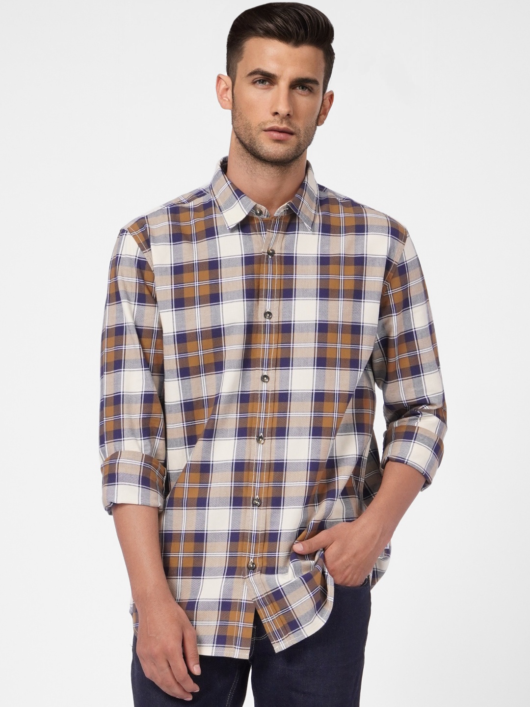 

Jack & Jones Men Cream-Coloured & Brown Checked Pure Cotton Casual Shirt