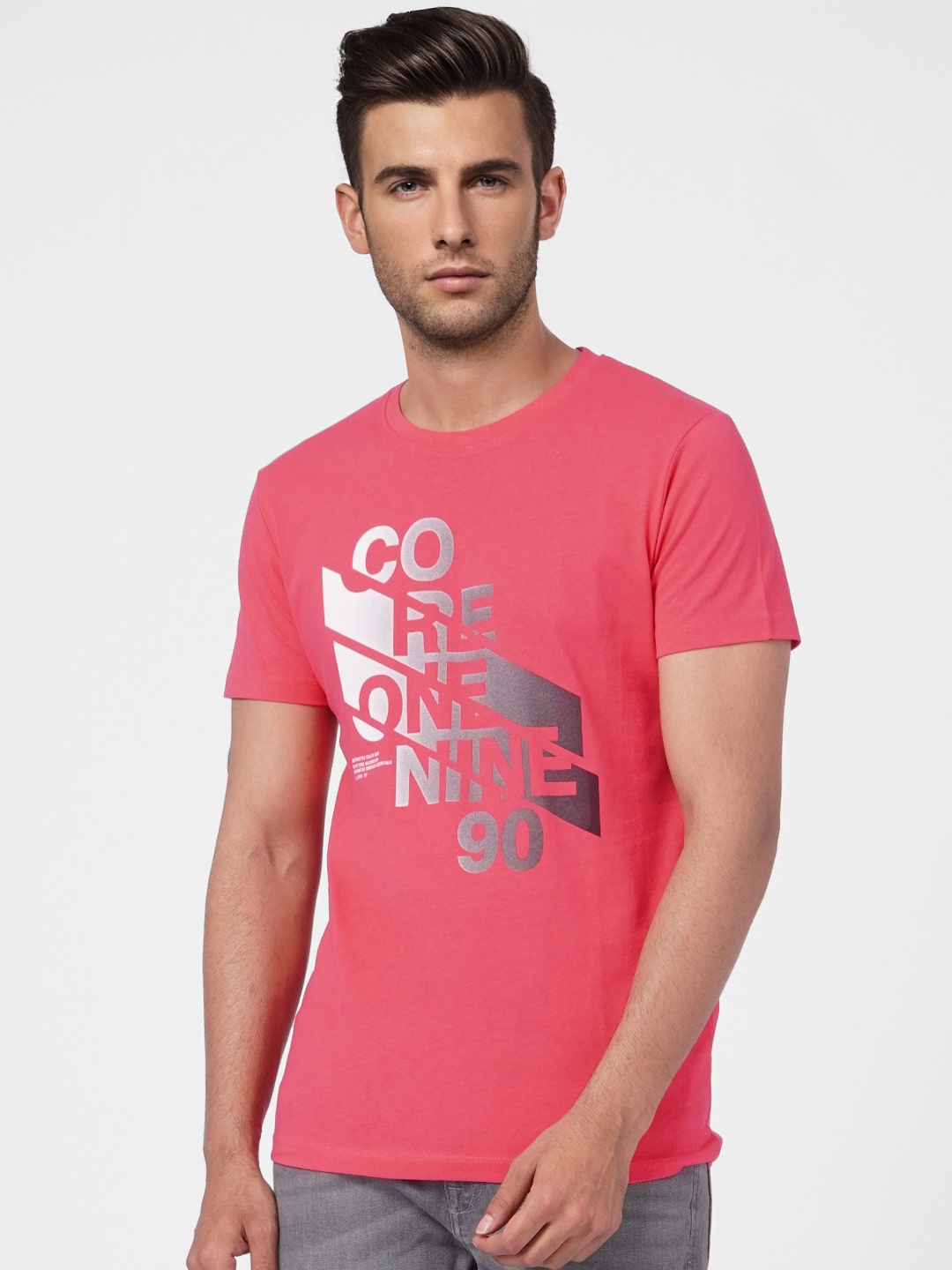 

Jack & Jones Men Fuchsia Typography Printed Pure Cotton Slim Fit T-shirt