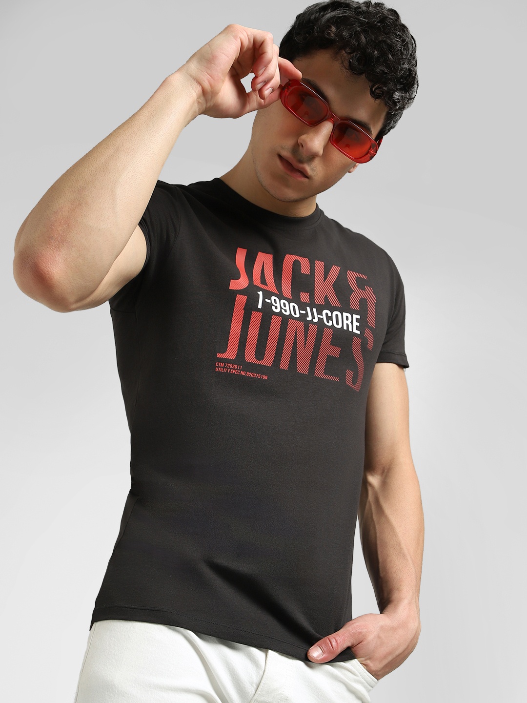 Jack & Jones Men Black & Red Typography Printed Pure Cotton Slim Fit T-shirt