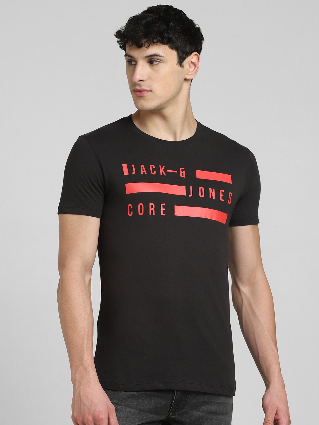 

Jack & Jones Men Black Typography Printed Slim Fit T-shirt