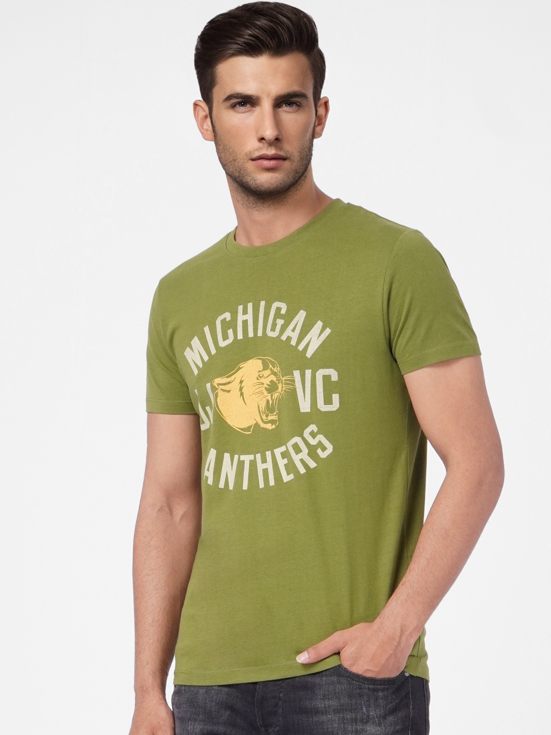 

Jack & Jones Men Green & Beige Printed Slim Fit Pure Cotton T-shirt