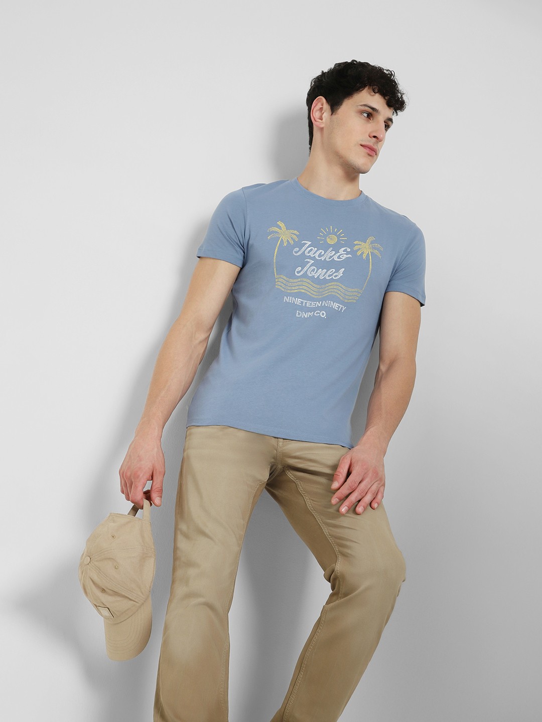 

Jack & Jones Men Blue & White Printed Slim Fit Pure Cotton T-shirt