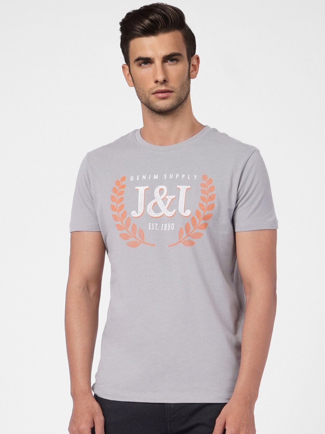 

Jack & Jones Men Grey Graphic Printed Pure Cotton Slim Fit Casual T-shirt