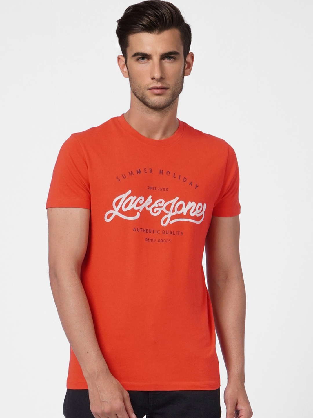 

Jack & Jones Men Red & Black Typography Printed Pure Cotton Slim Fit T-shirt
