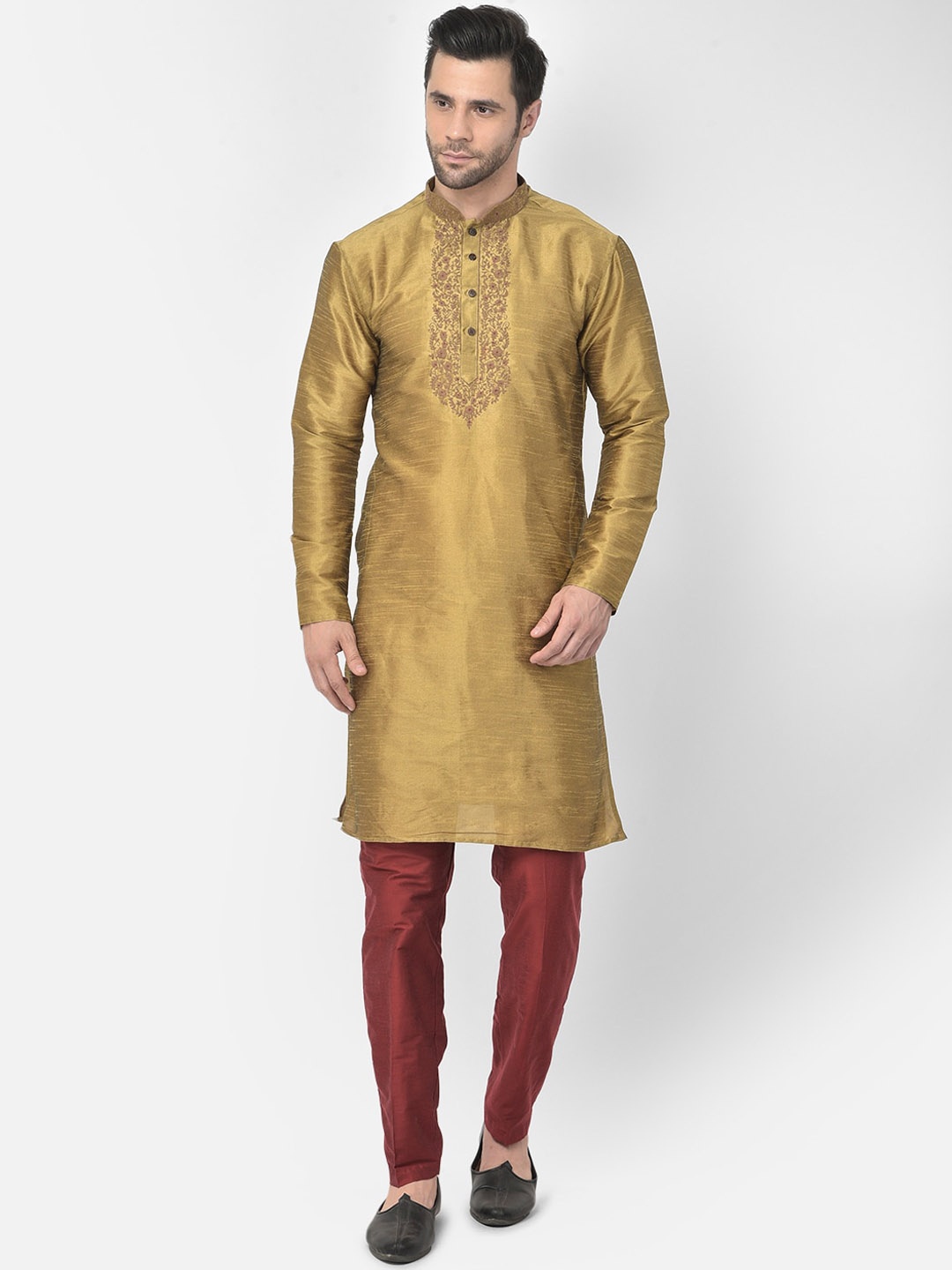 

LAMAAYA Men Brown Embroidered Dupion Silk Kurta with Pyjamas