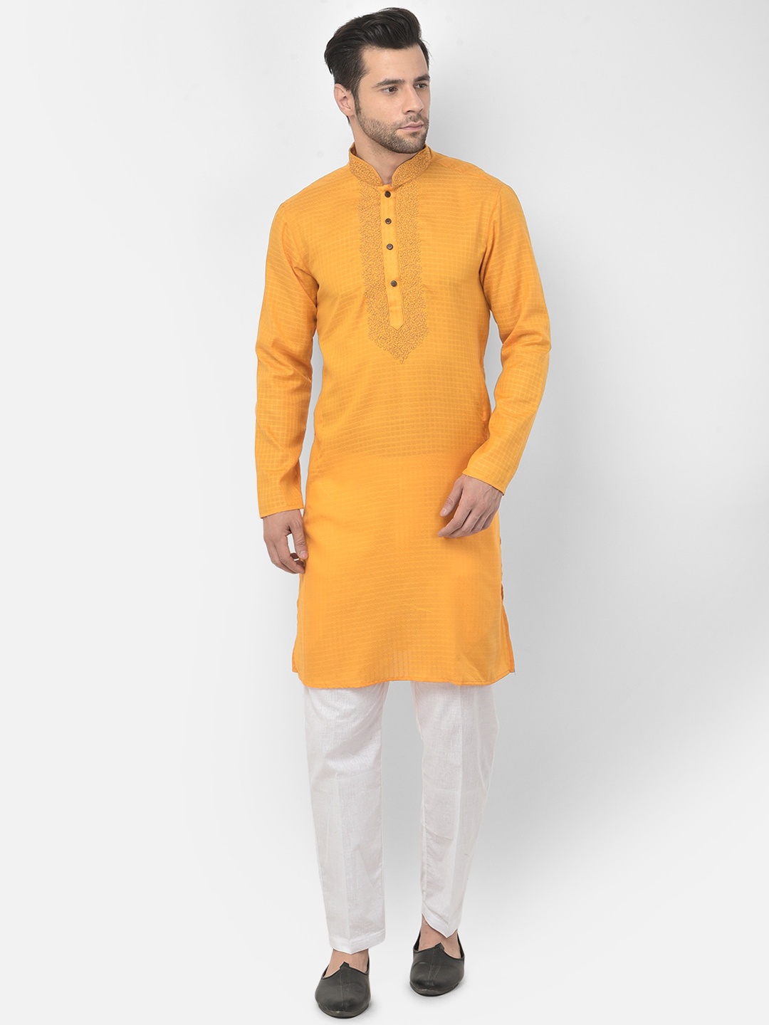 

LAMAAYA Men Yellow Ethnic Motifs Yoke Design Pure Cotton Kurta with Pyjamas
