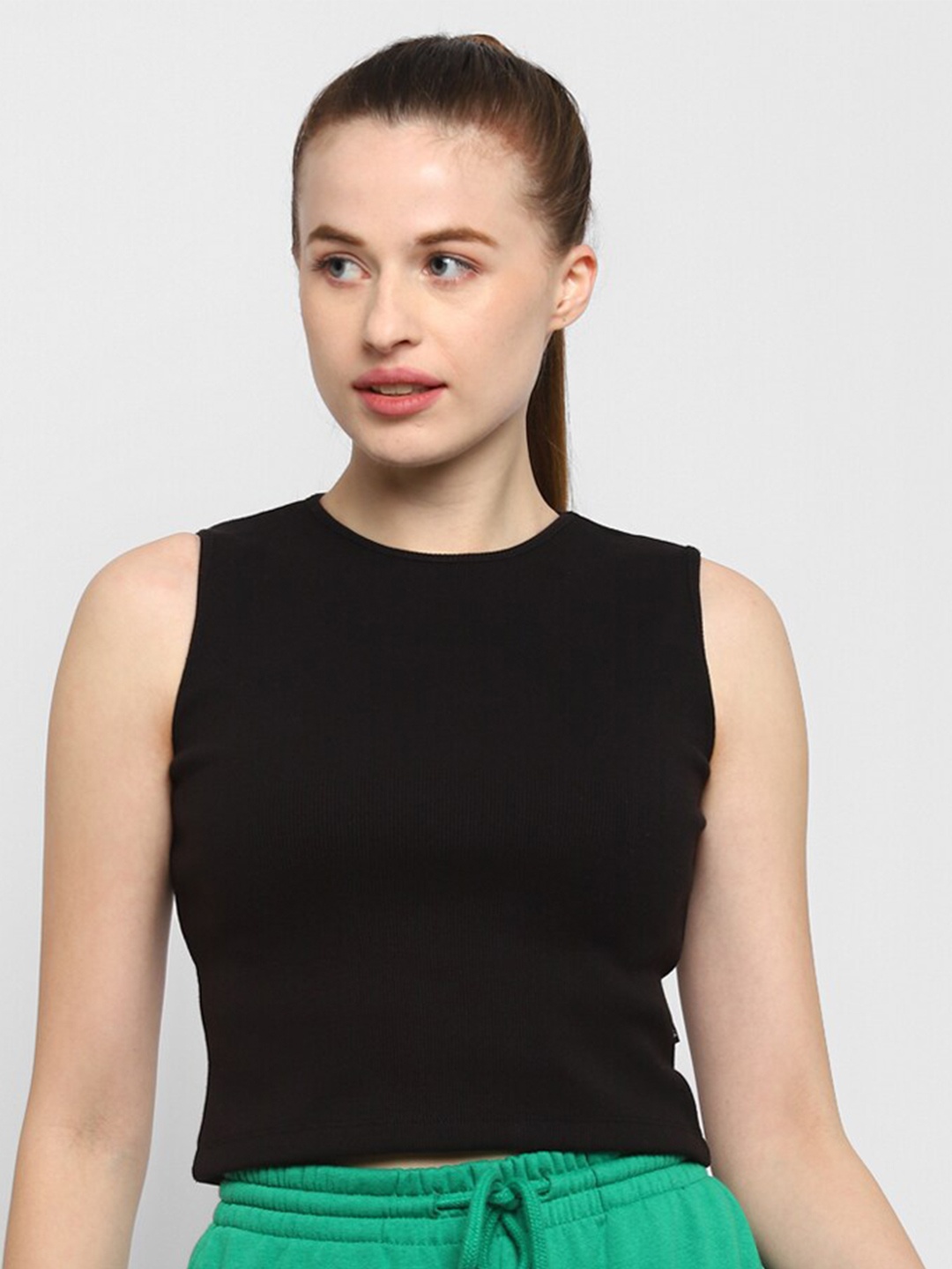 

OFF LIMITS Women Black Crop Slim Fit T-shirt