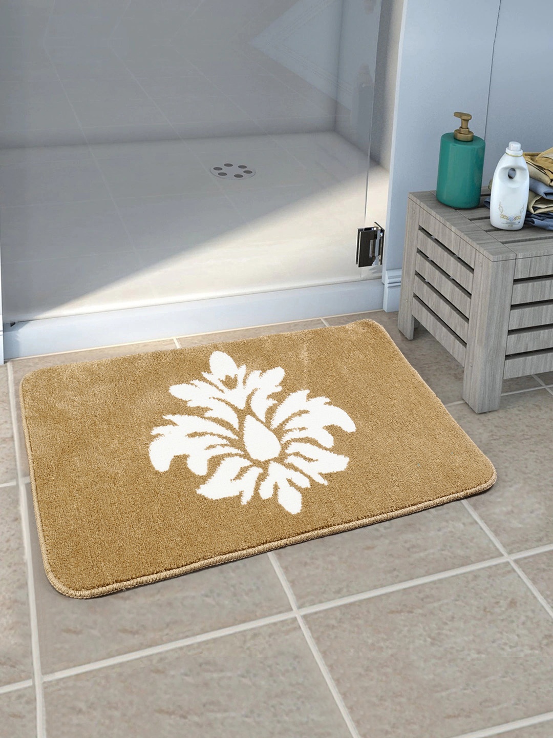 

Saral Home Beige & White Rectangular Bath Rug