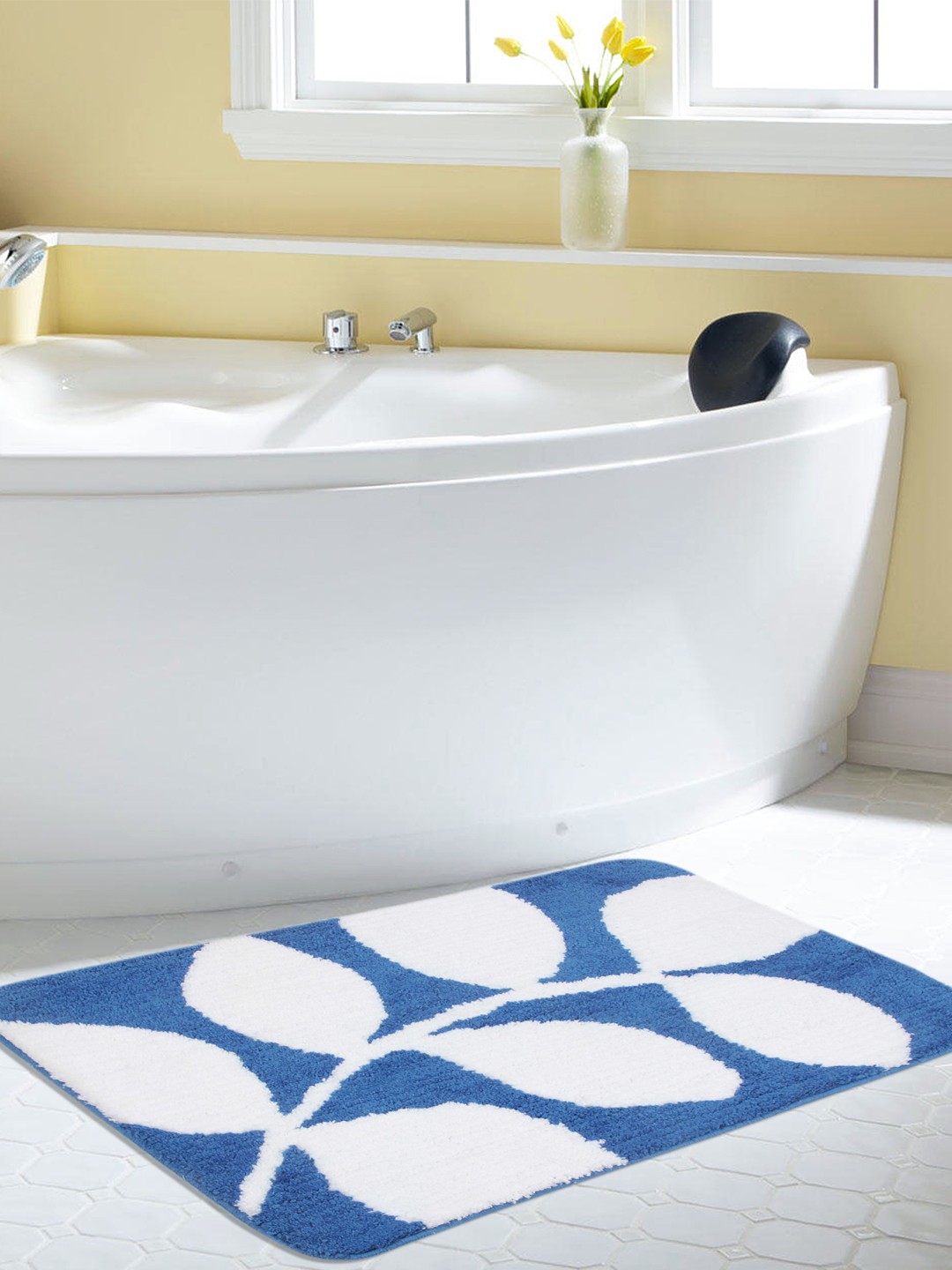 

Saral Home Blue & White Rectangular Bath Rug