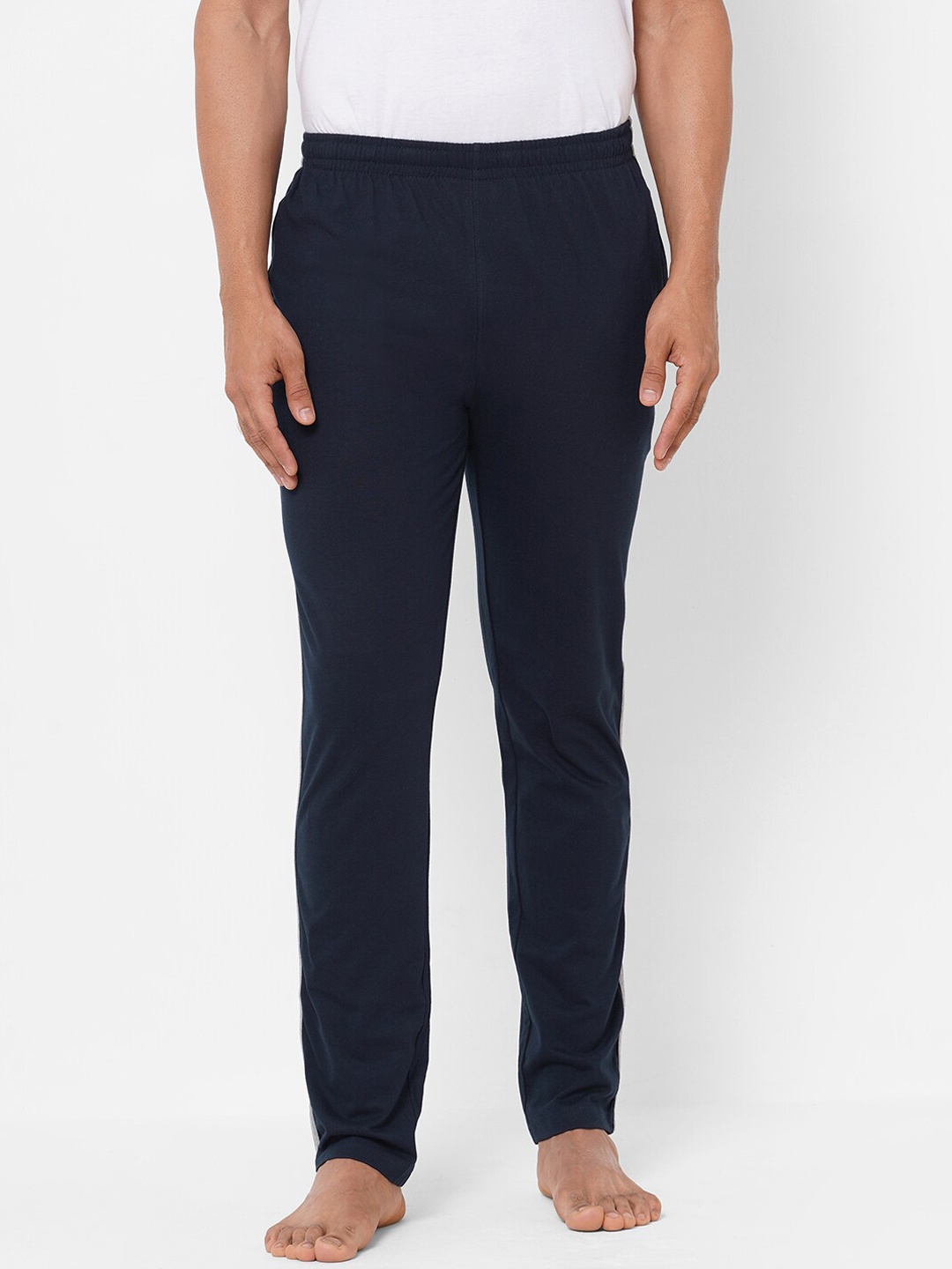 

Sweet Dreams Men Navy Blue Cotton Solid Pyjamas