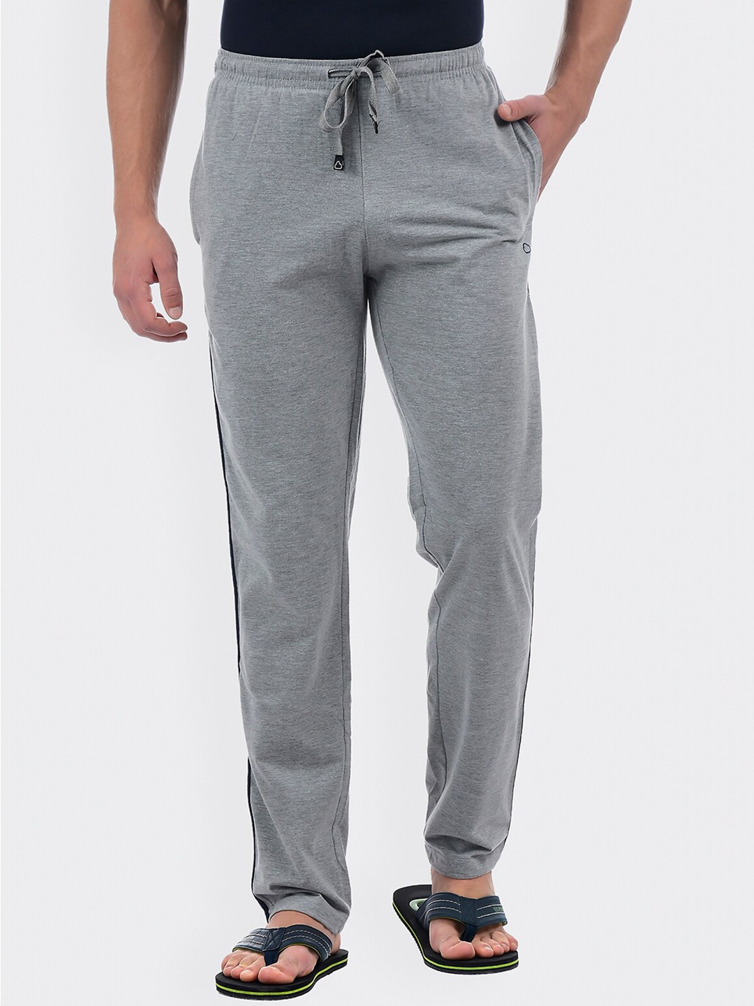 

Sweet Dreams Men Grey Melange Cotton Solid Lounge Pants