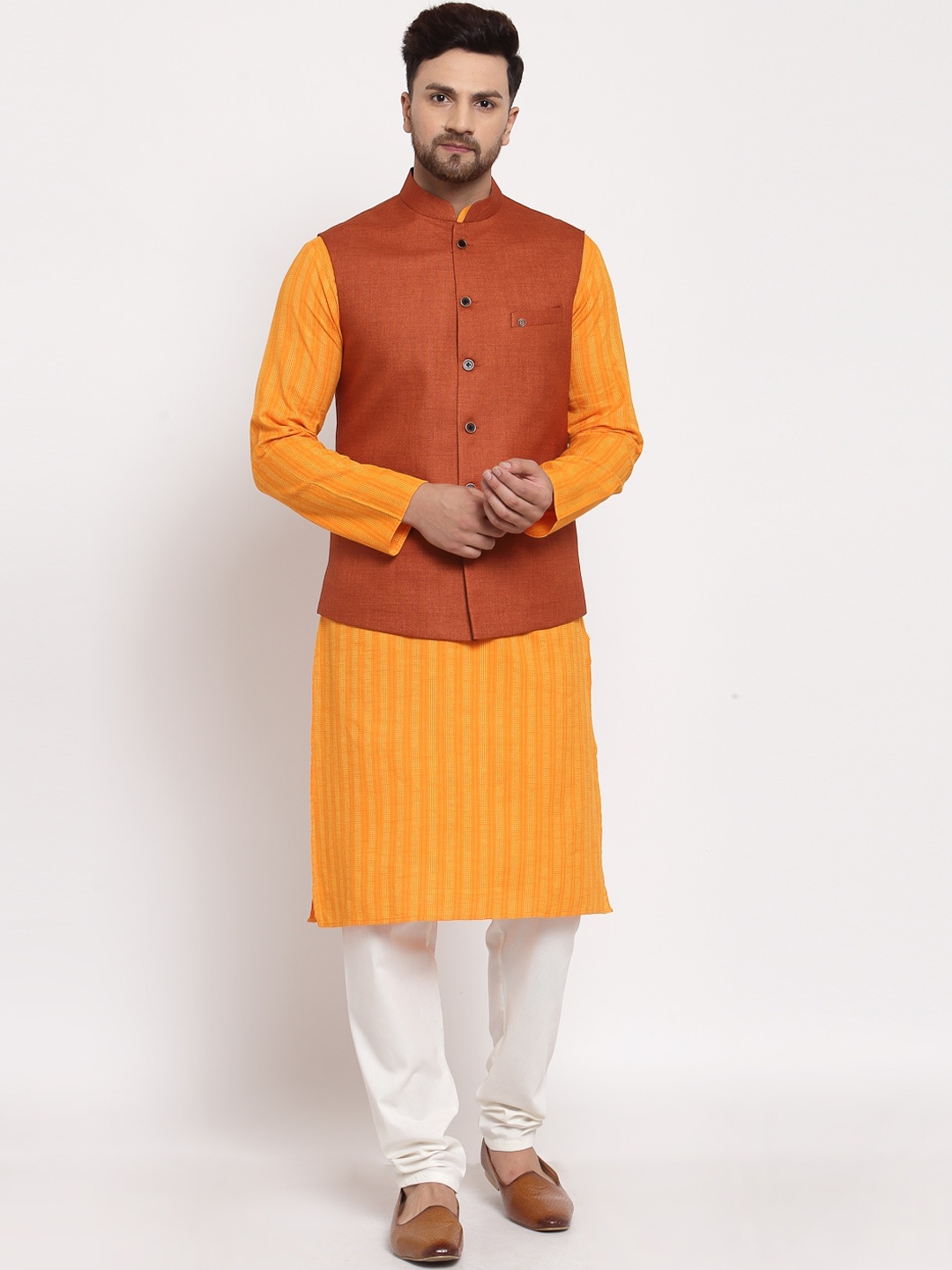 

MOHANLAL SONS Men Yellow Pure Cotton Kurta & Churidar With Nehru Jacket