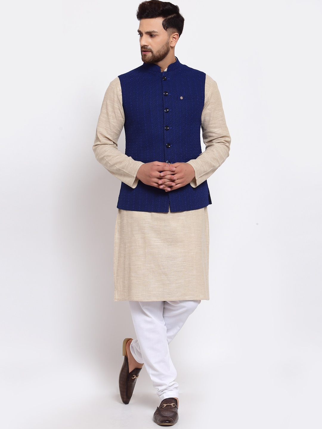 

MOHANLAL SONS Men Beige Layered Pure Cotton Kurta with Pyjamas With Nehru Jacket