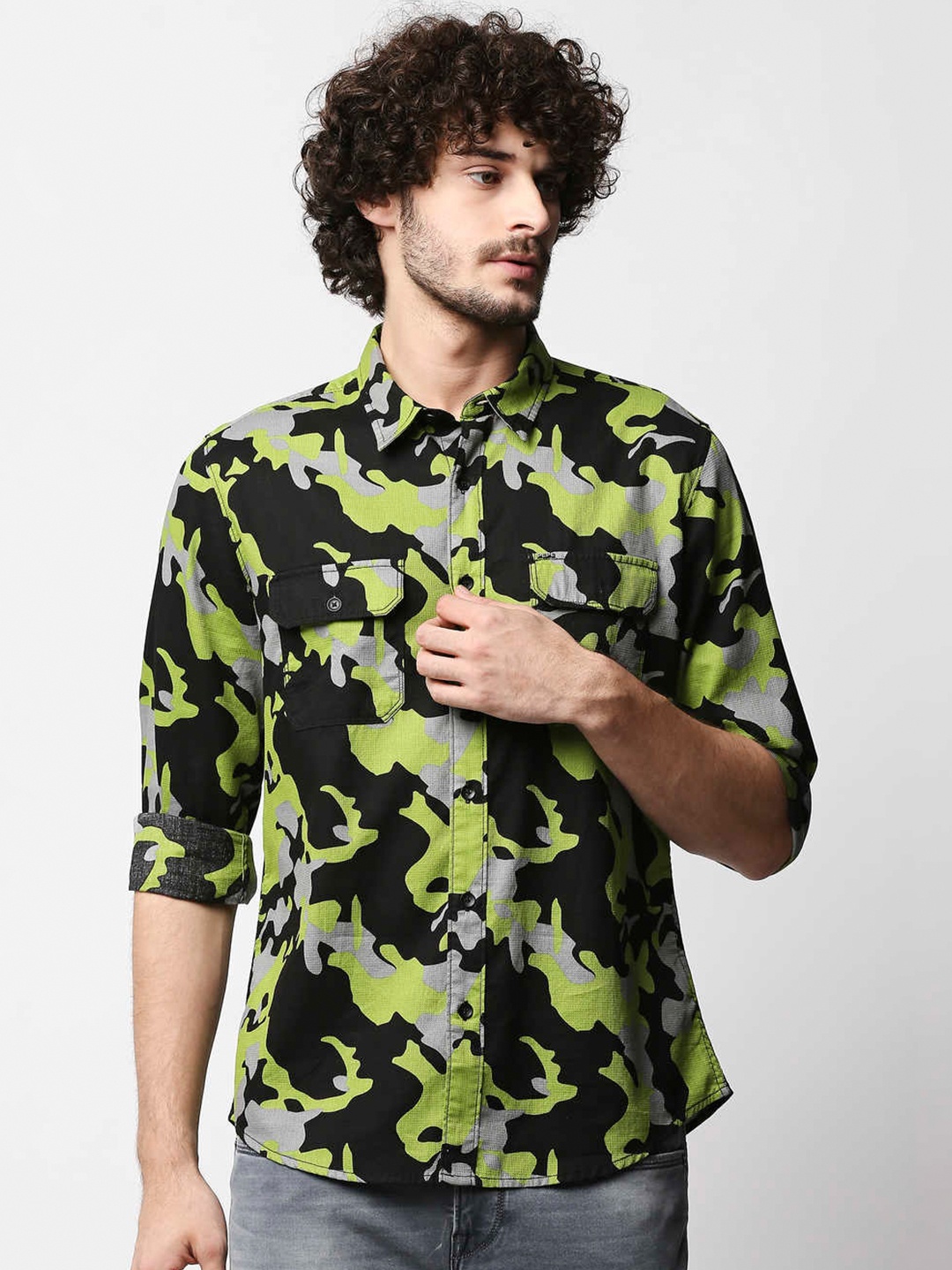 

Pepe Jeans Men Black & Green Standard Printed Casual Shirt