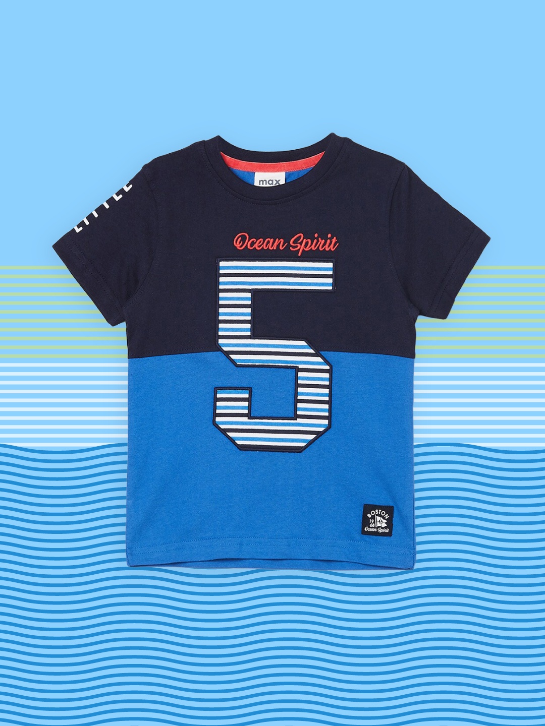 

max Boys Navy Blue Colourblocked T-shirt