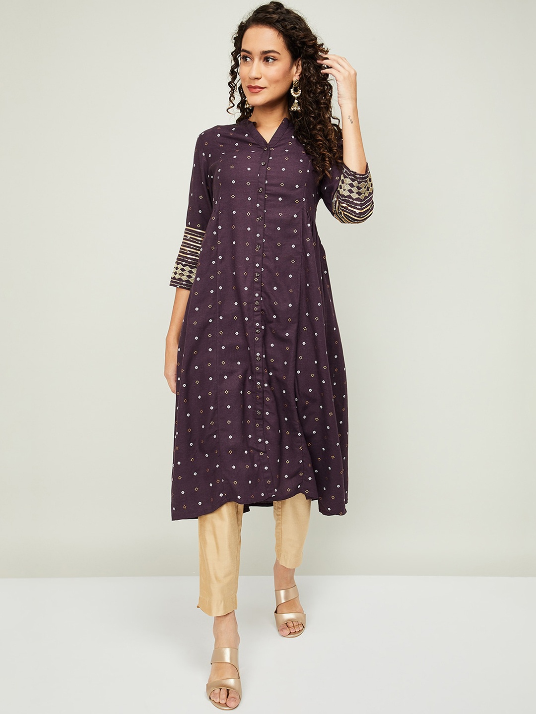 

Melange by Lifestyle Women Purple & Gold-Toned Geometric Printed Cotton Kurta
