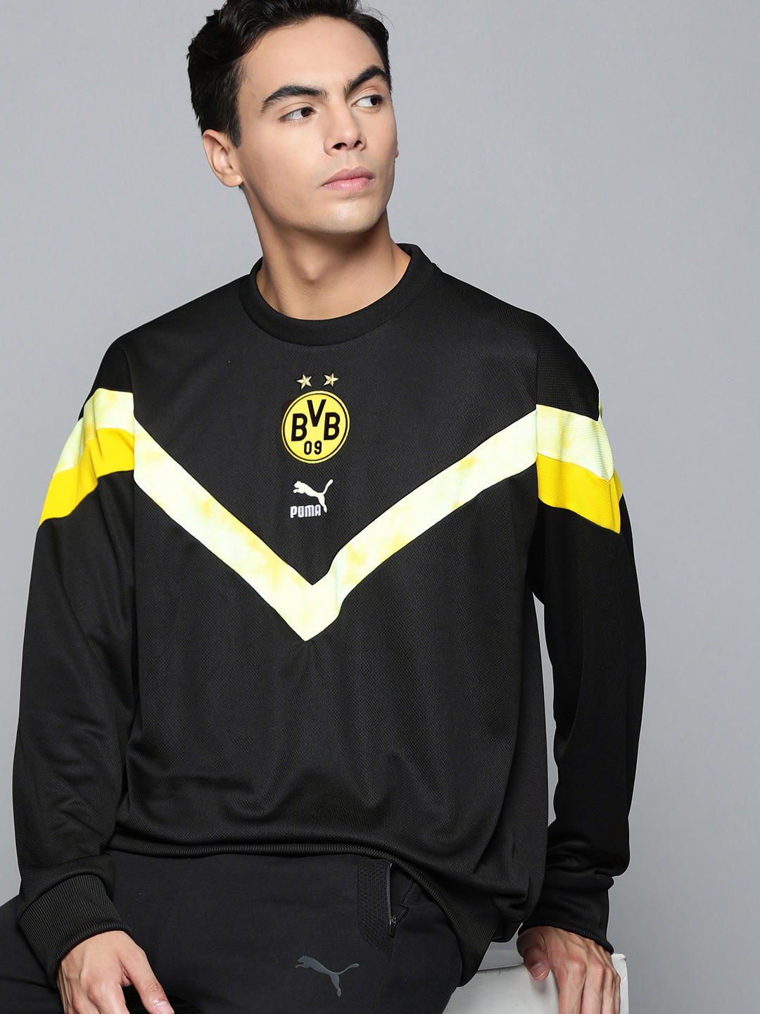 

Puma Men Black & Yellow Regular Fit dryCELL BVB Iconic Football Sweatshirt