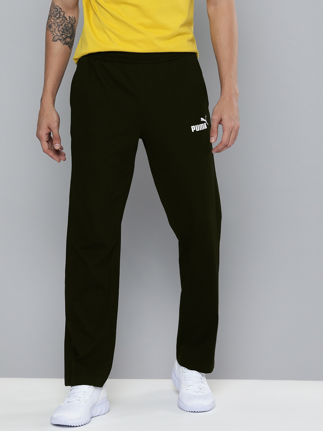 

Puma Men Black Brand Logo Print Detail ESS Jersey Pure Cotton Track Pants