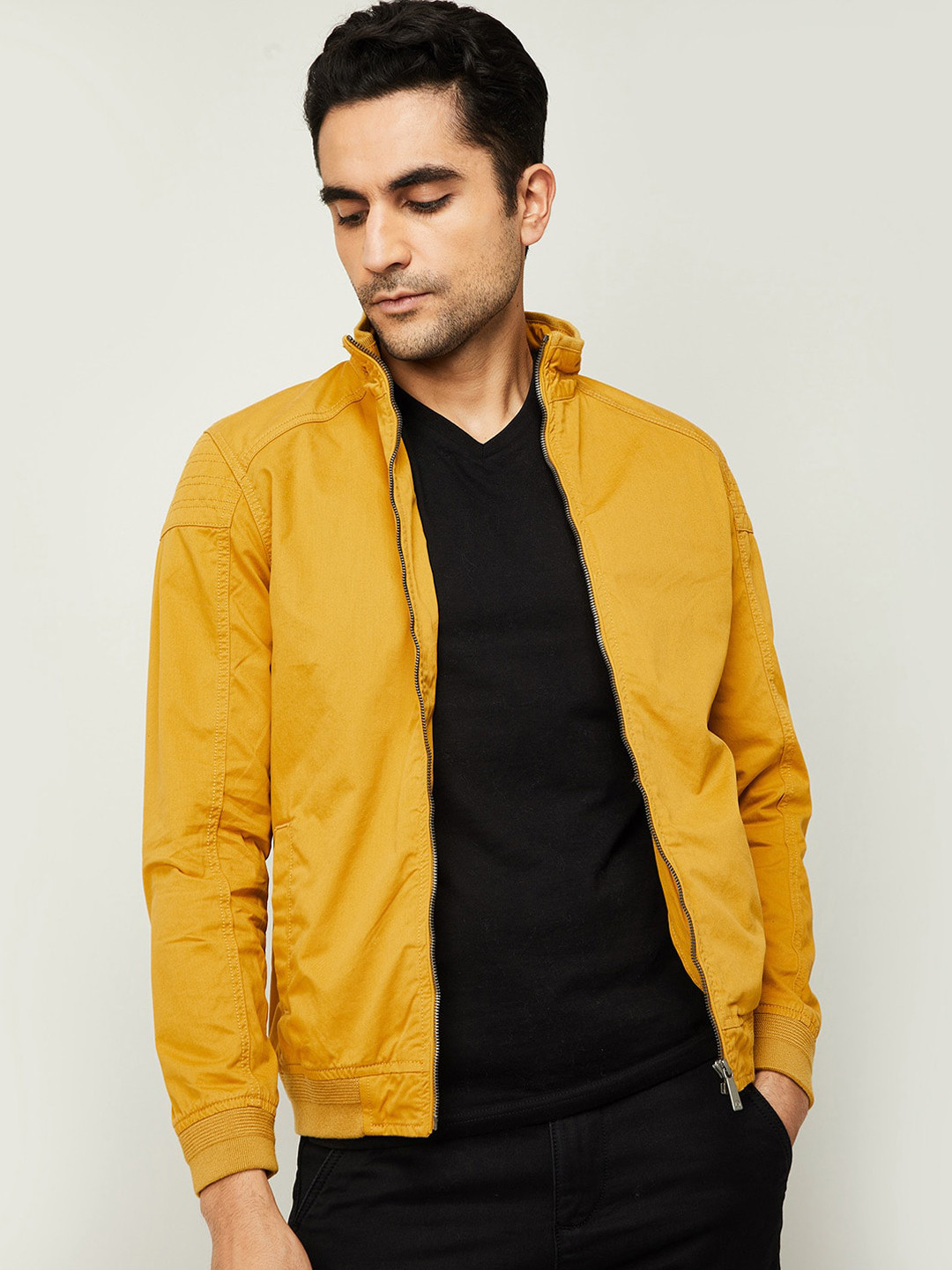 

Bossini Men Mustard Lightweight Tailored Jacket