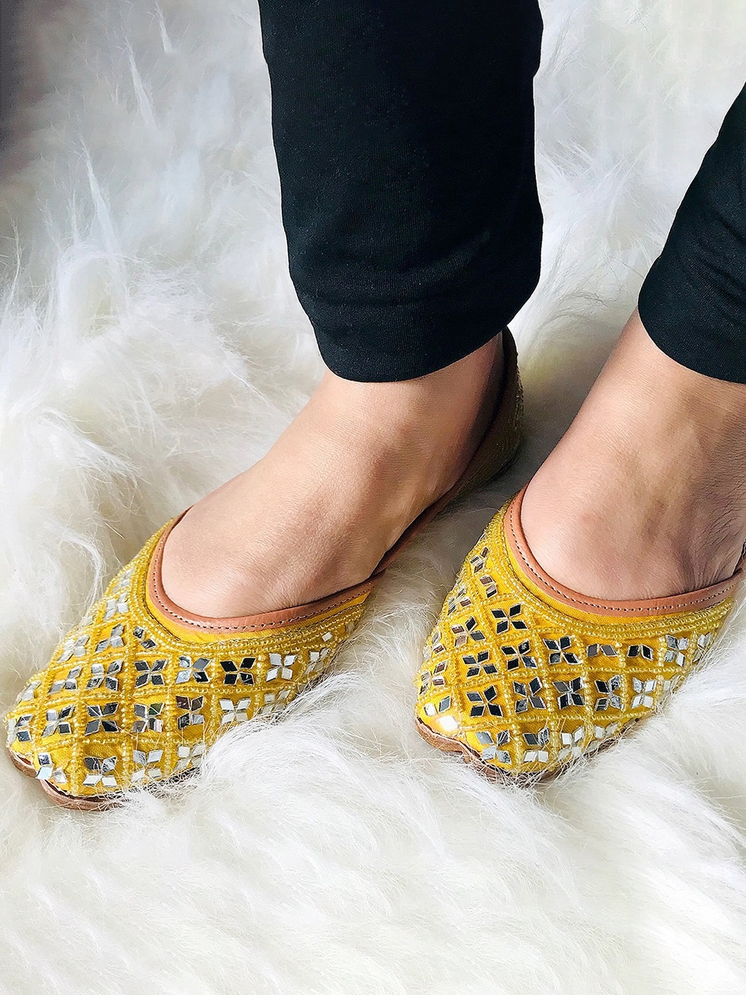 

DESI COLOUR Woman Yellow Embellished Mirror Work Ethnic Mojaris