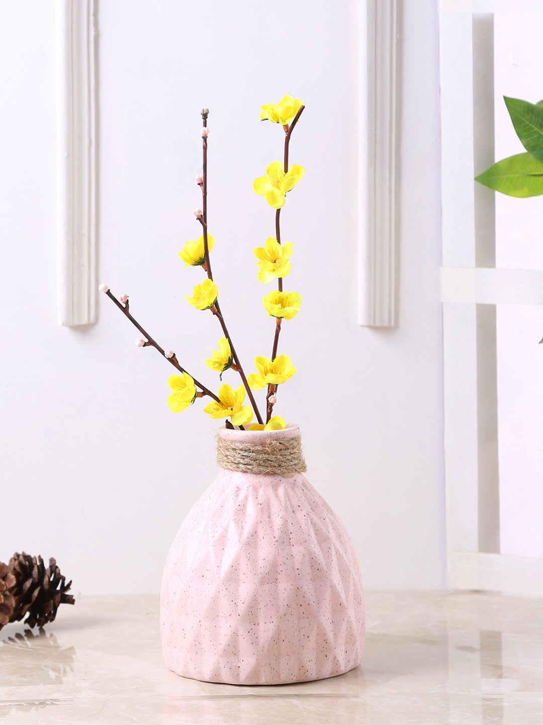 

TAYHAA Pink Textured Ceramic Flower Vase