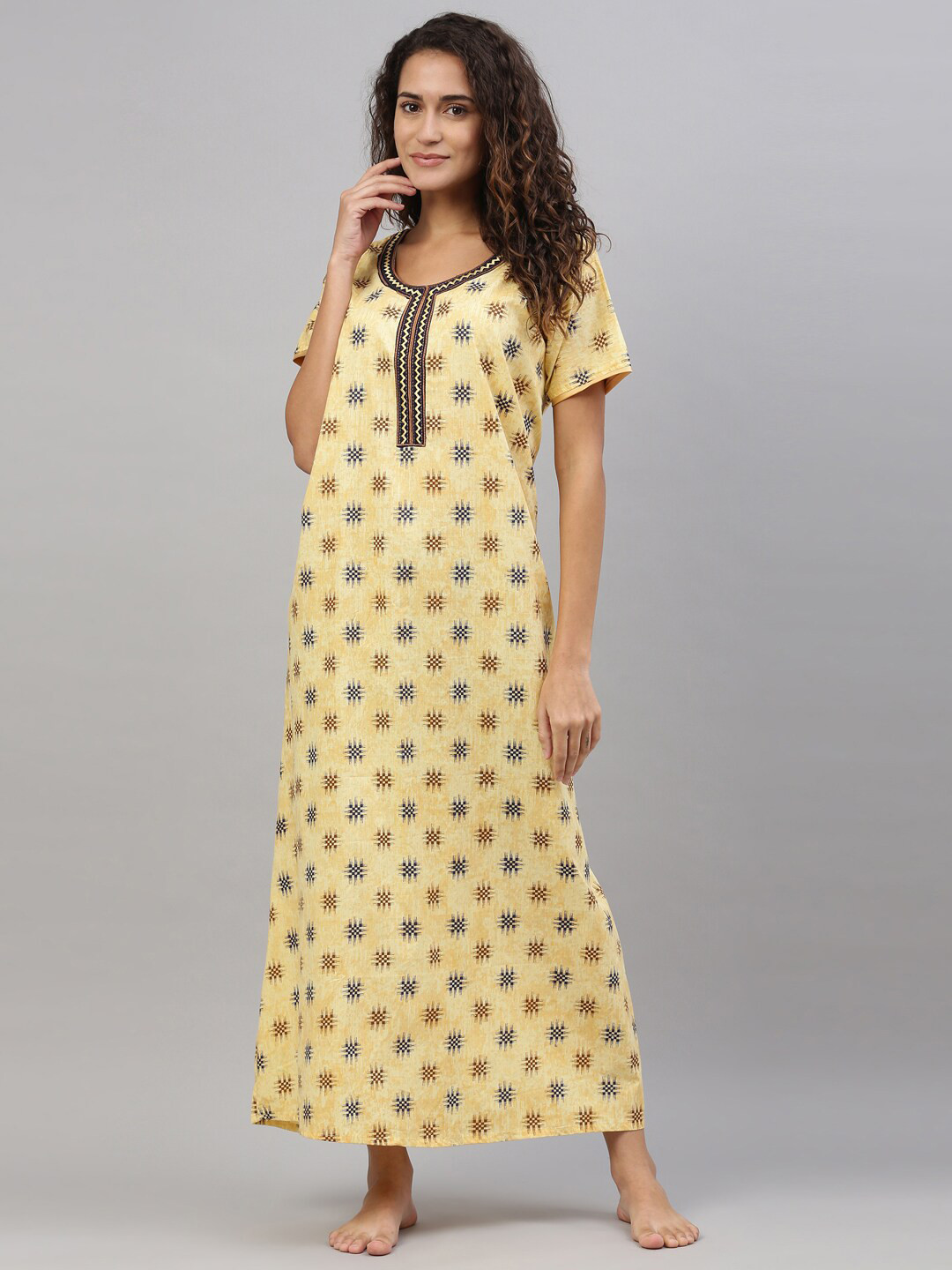 

TRUNDZ Yellow & Brown Ethnic Motifs Printed Pure Cotton Maxi Nightdress
