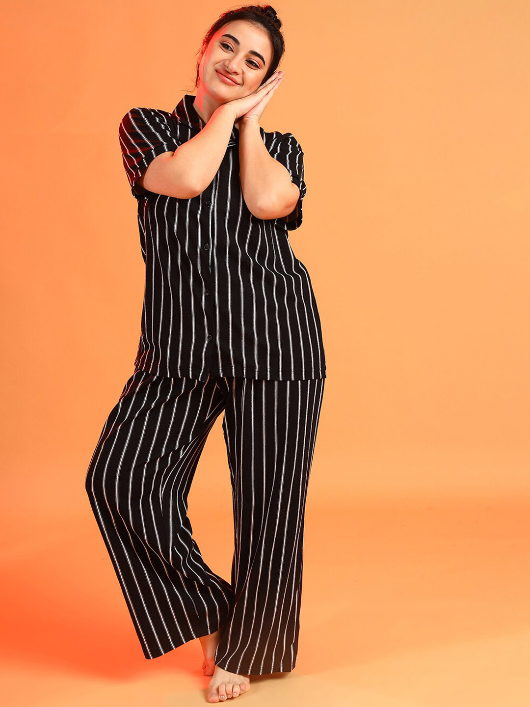 

Instafab Plus Women Black & White Striped Plus Size Night suit