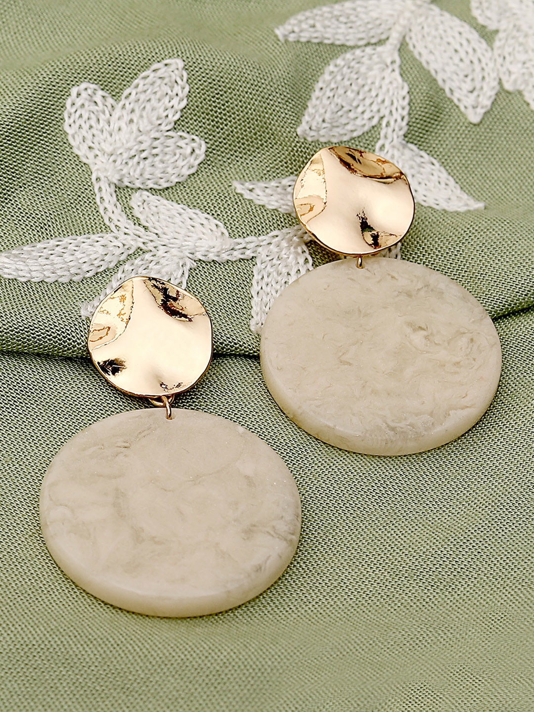 

Lilly & sparkle White Marbled Circular Drop Earrings