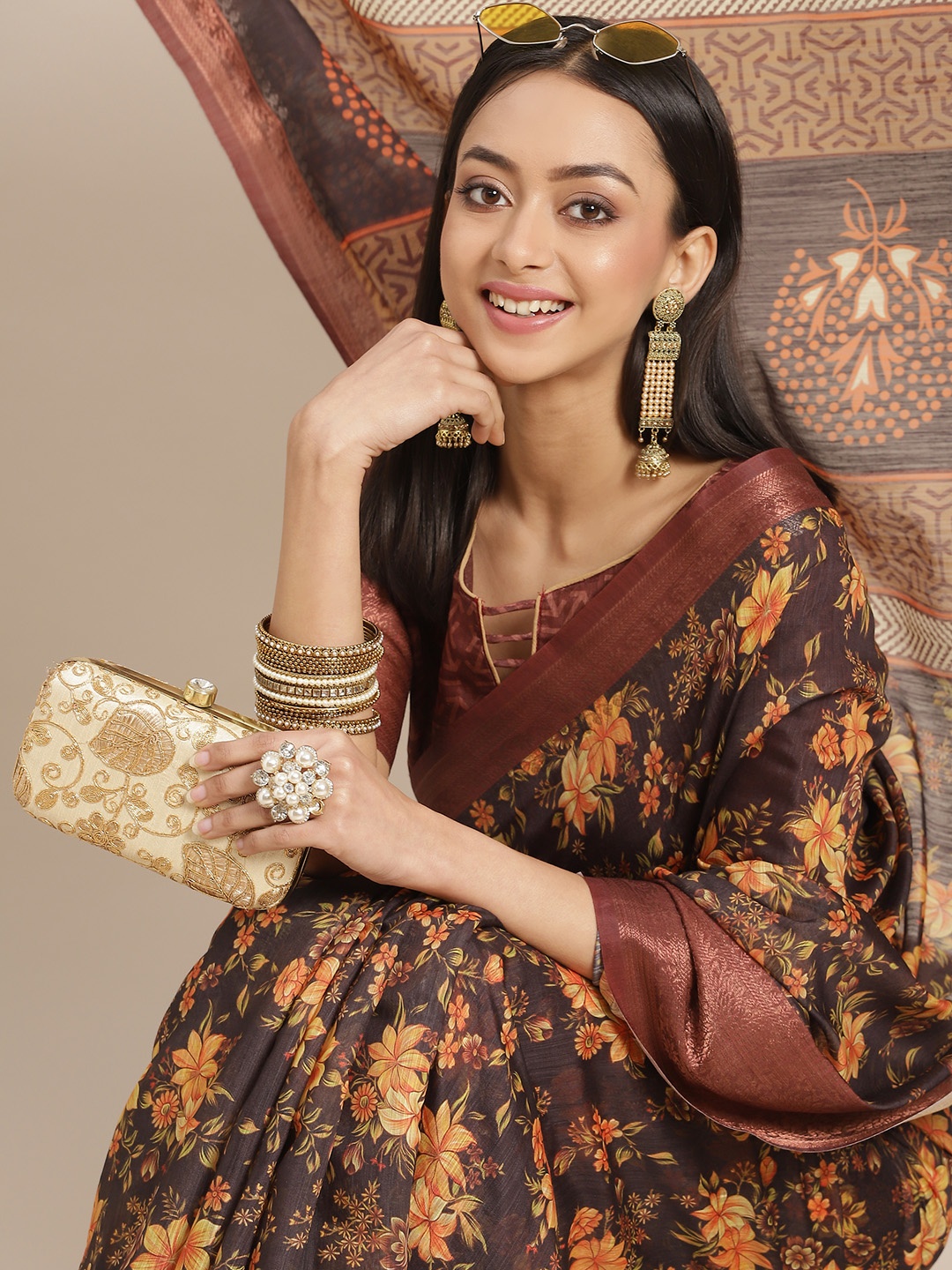 

RAJGRANTH Brown Floral Pure Linen Saree