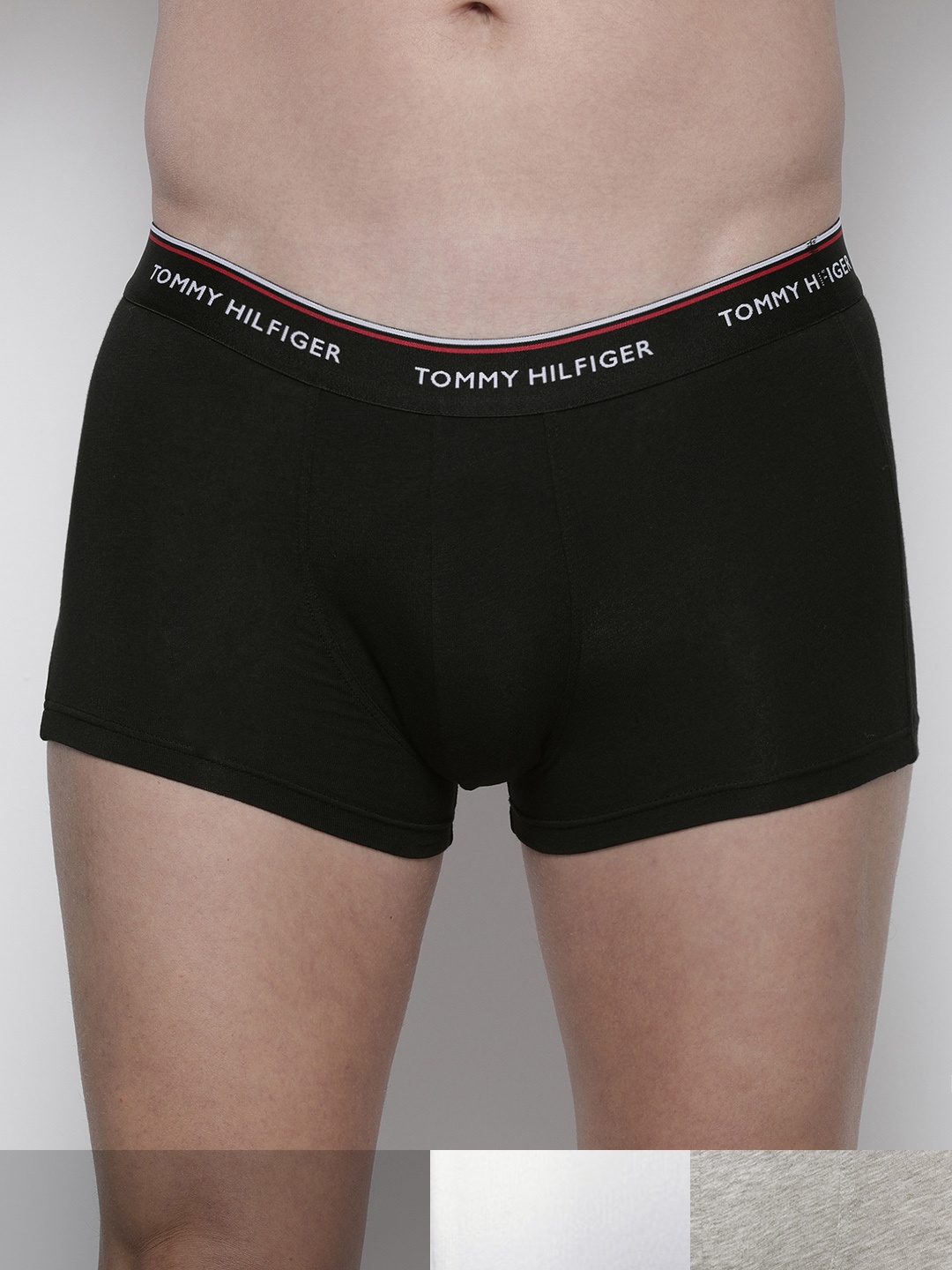 

Tommy Hilfiger Men Pack of 3 Solid Trunks - P2AB4100, Black