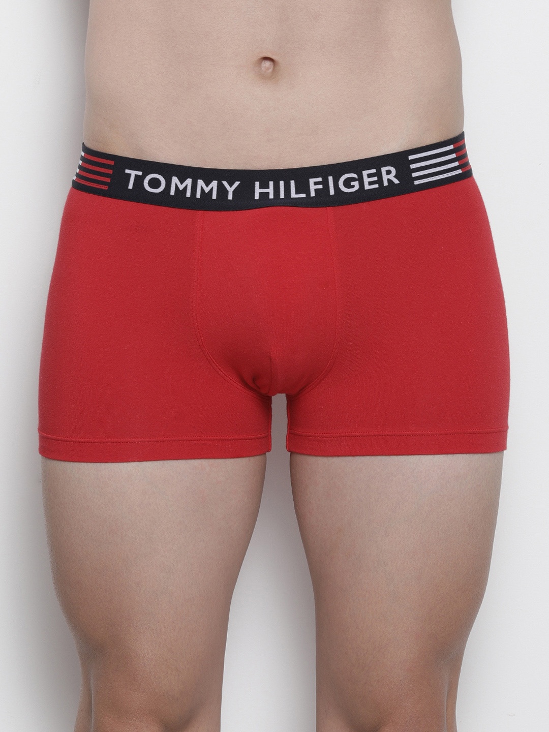 

Tommy Hilfiger Men Red Solid Trunk P2AB4153