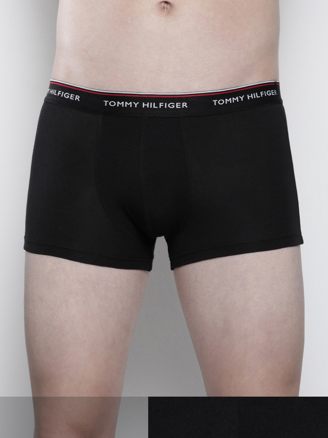 

Tommy Hilfiger Men Pack of Three Black Solid Trunks