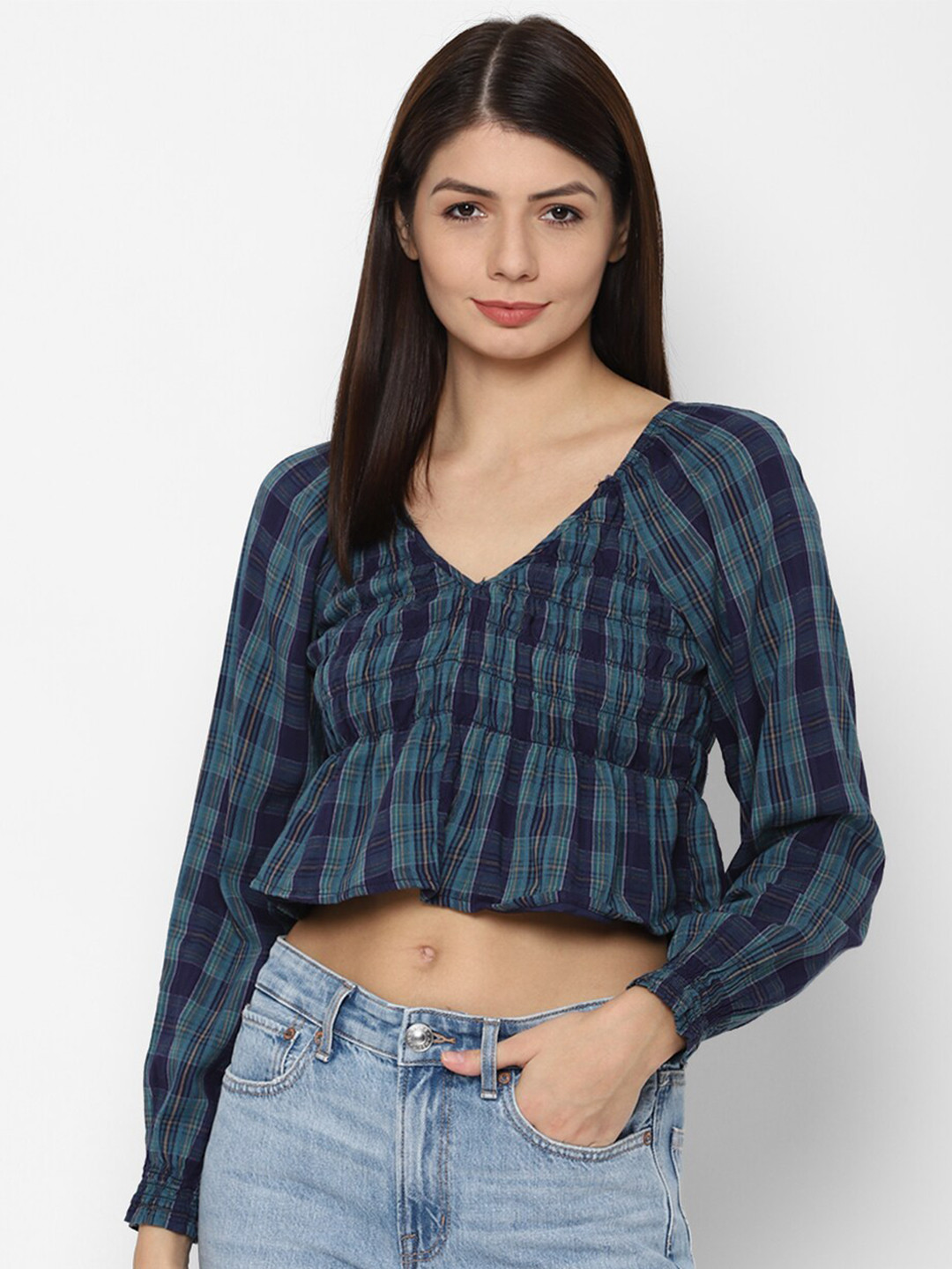 

AMERICAN EAGLE OUTFITTERS Navy Blue & Brown Checked Smocked Empire Crop Top